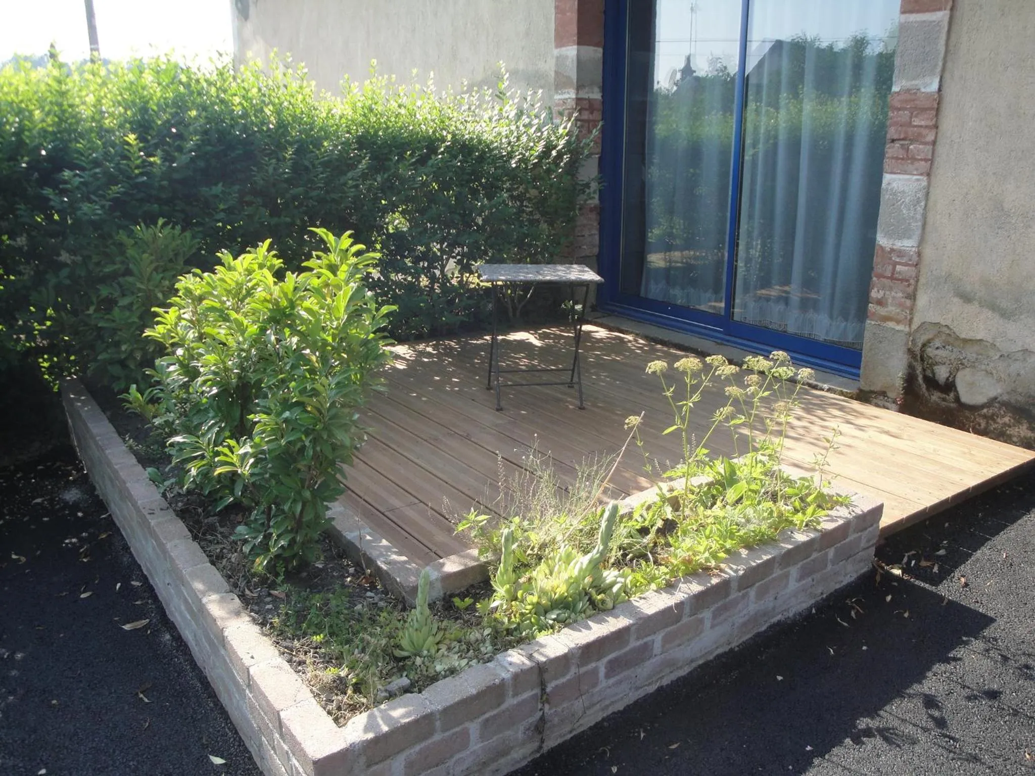 Patio in Le Relais des Capucines
