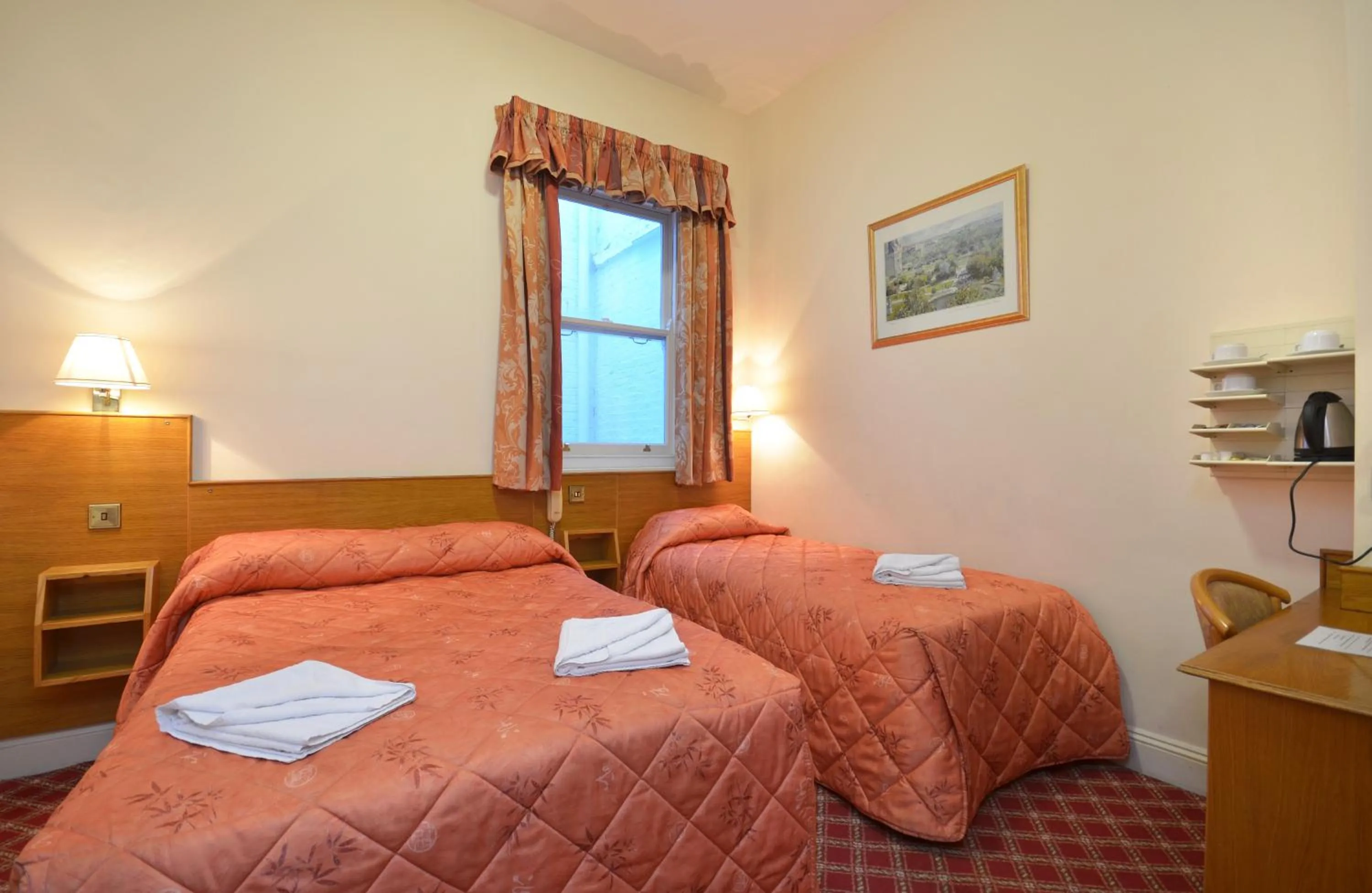 Bed in Seymour Hotel