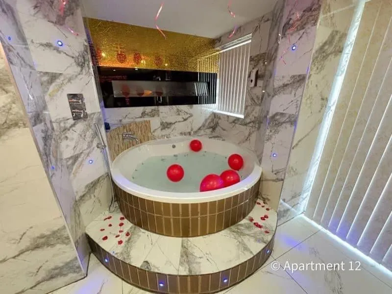 Hot Tub in Livit Serviced Apartments