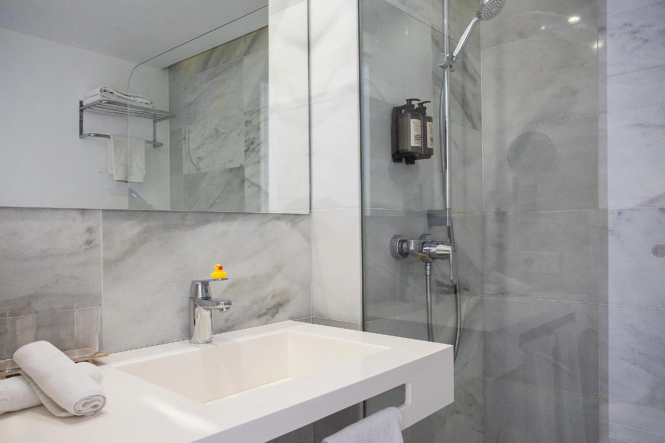 Shower in Villa Miel