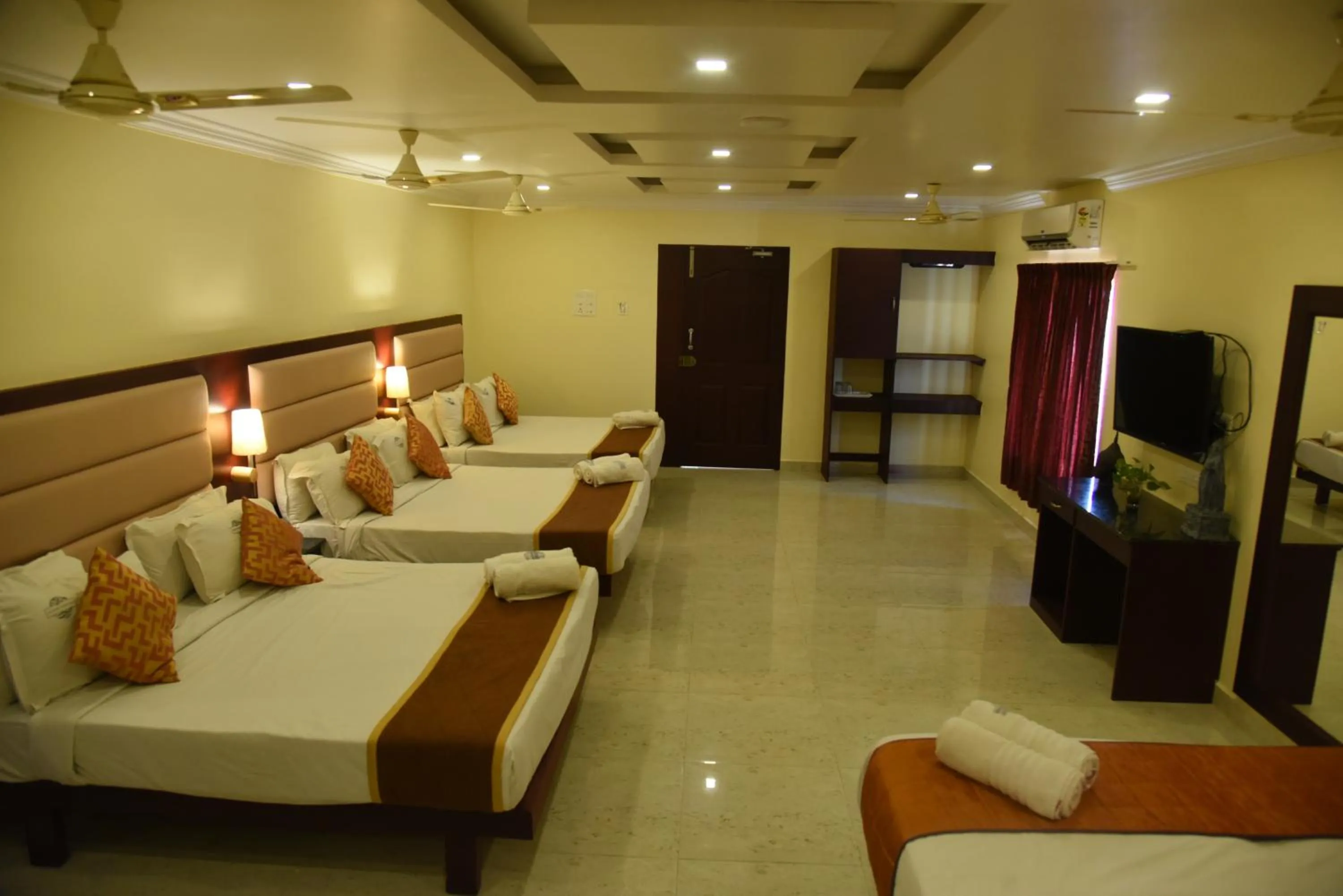 Bed in Hotel Ocean Heritage