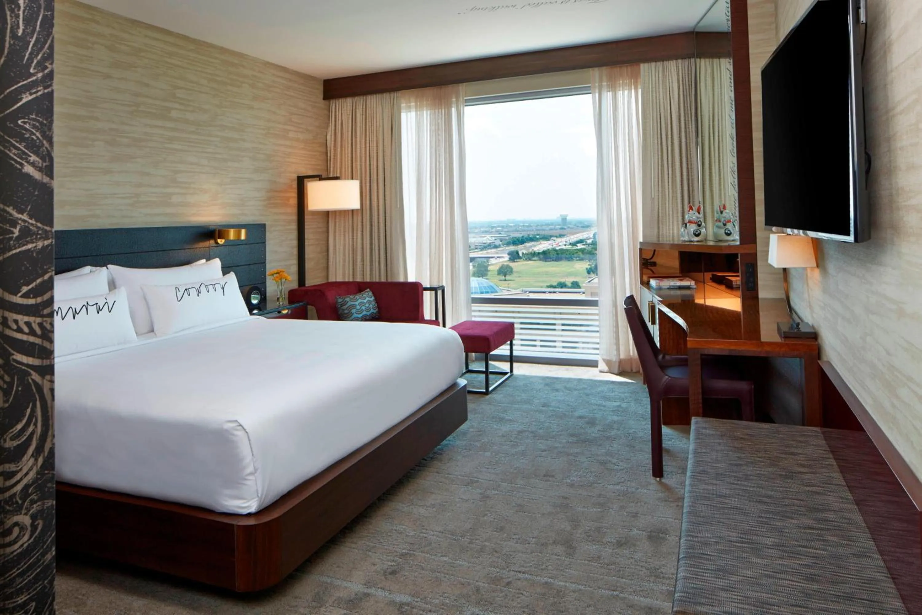 Bedroom, Bed in Renaissance Dallas at Plano Legacy West Hotel