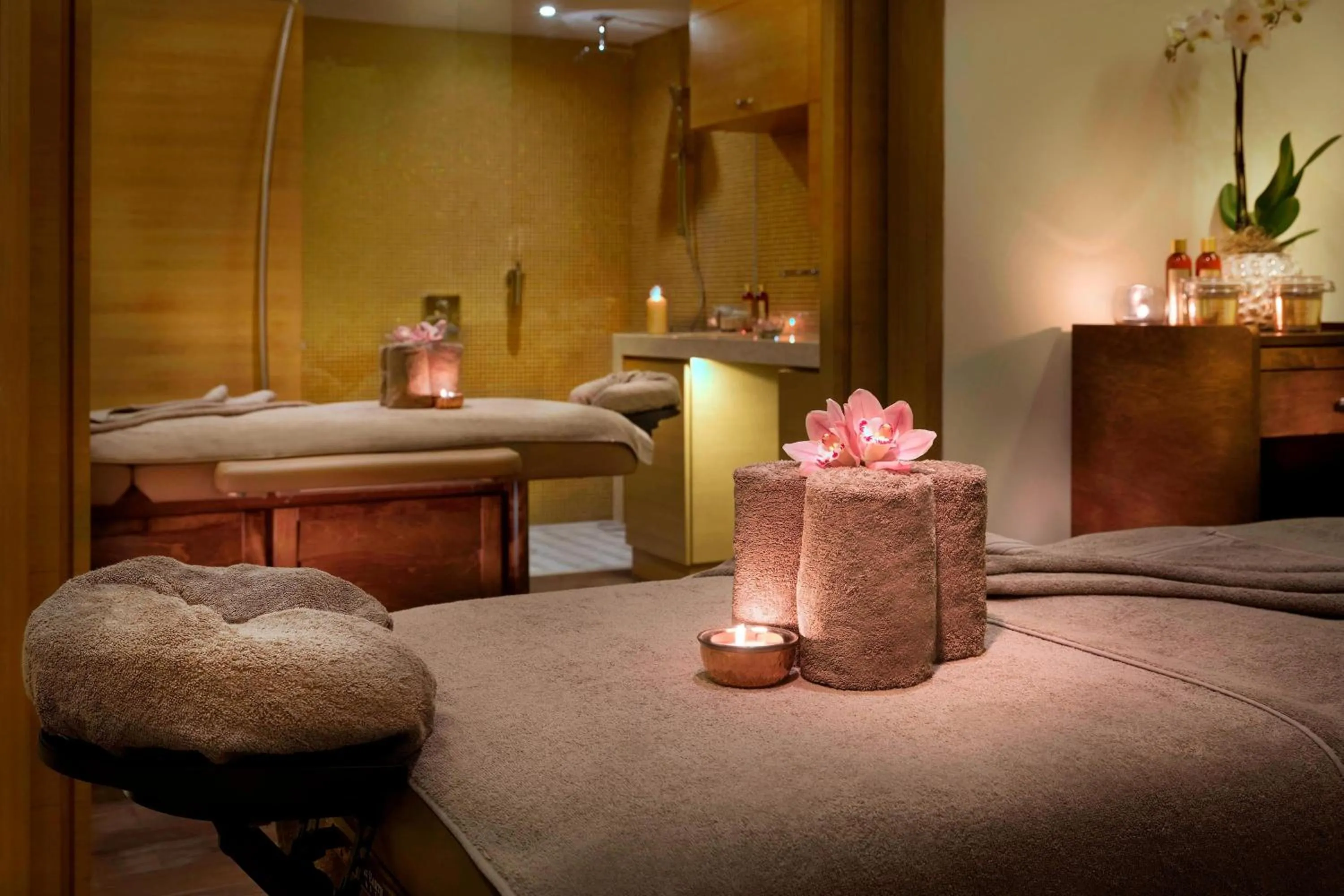 Spa and wellness centre/facilities, Bed in Marriott Hotel Al Forsan, Abu Dhabi