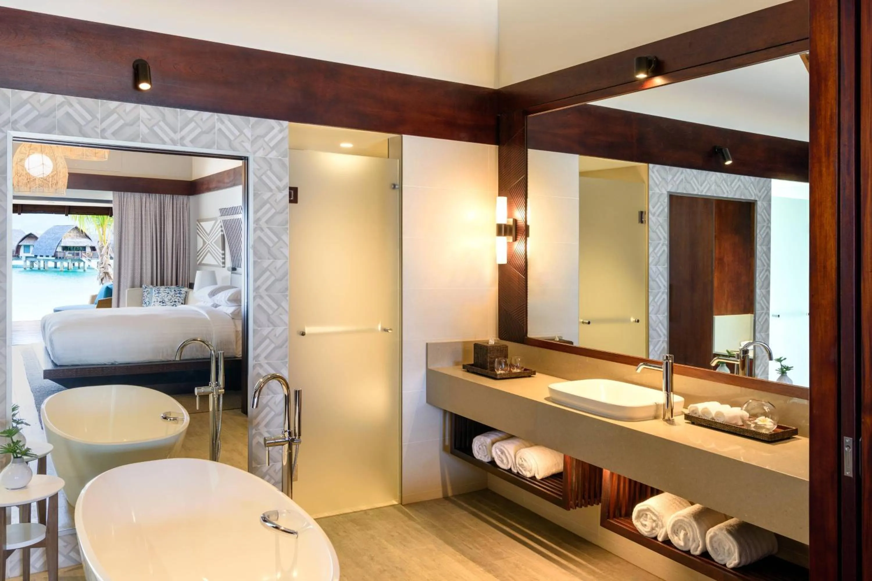 Bathroom, Bed in Fiji Marriott Resort Momi Bay