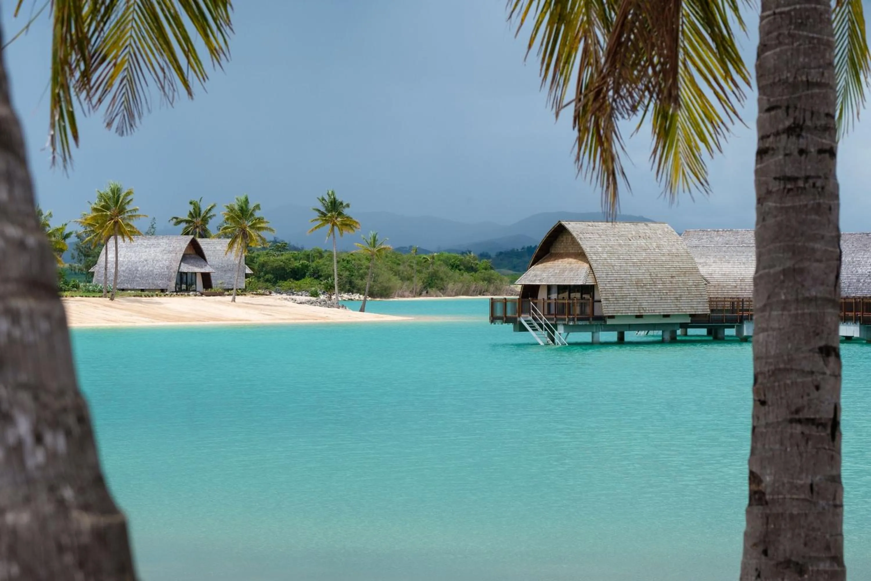 Beach in Fiji Marriott Resort Momi Bay