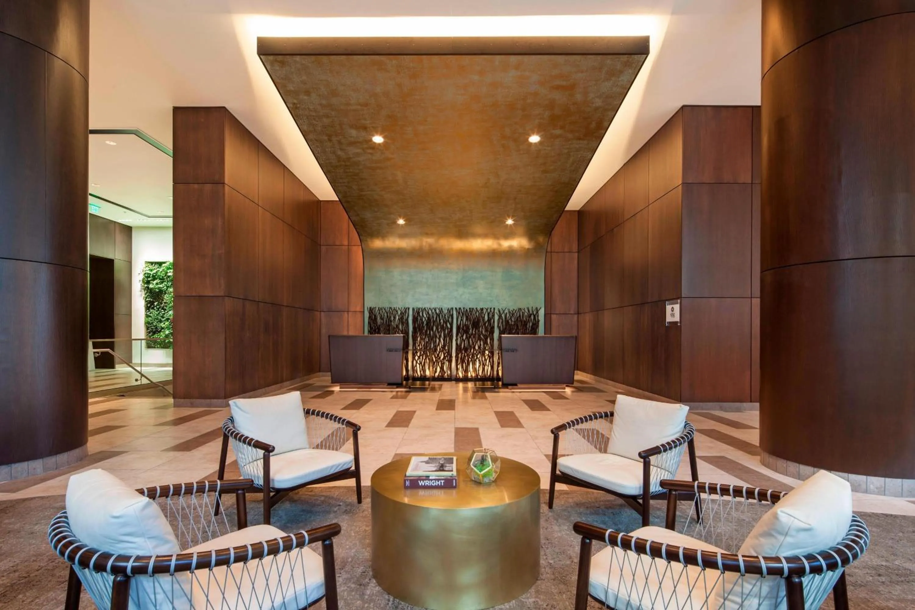 Lobby or reception in The Westin Milwaukee