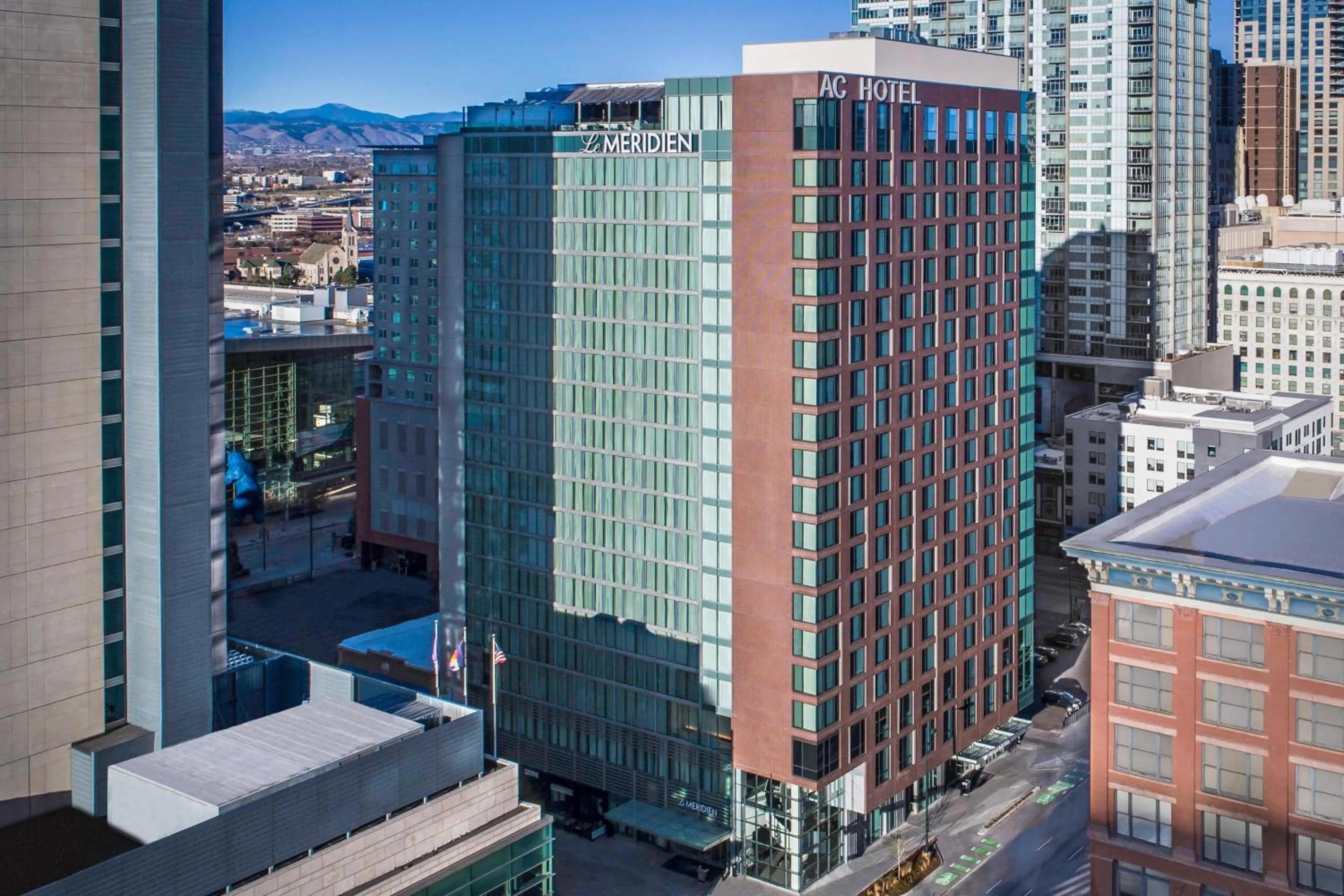 Property building in Le Meridien Denver Downtown