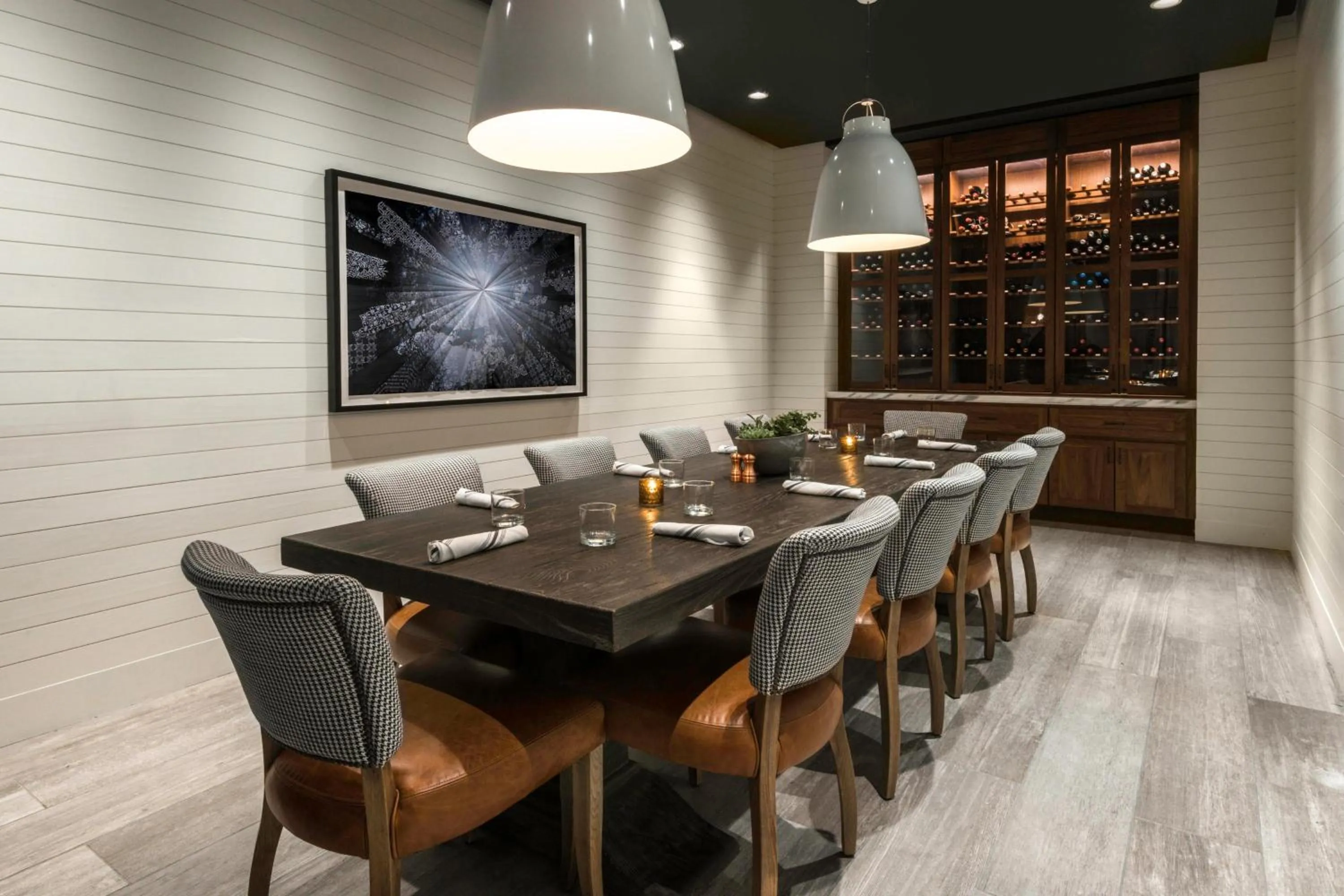 Restaurant/places to eat in Le Meridien Denver Downtown