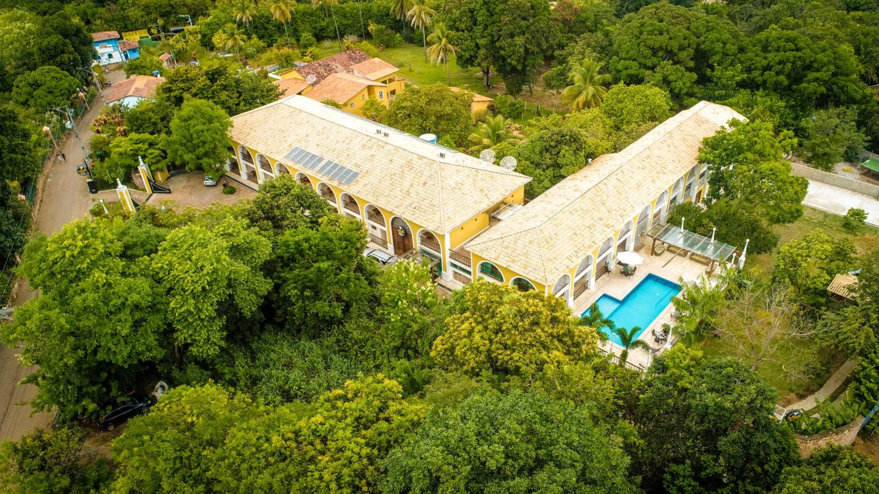 Property building in Terra dos Diamantes Hotel