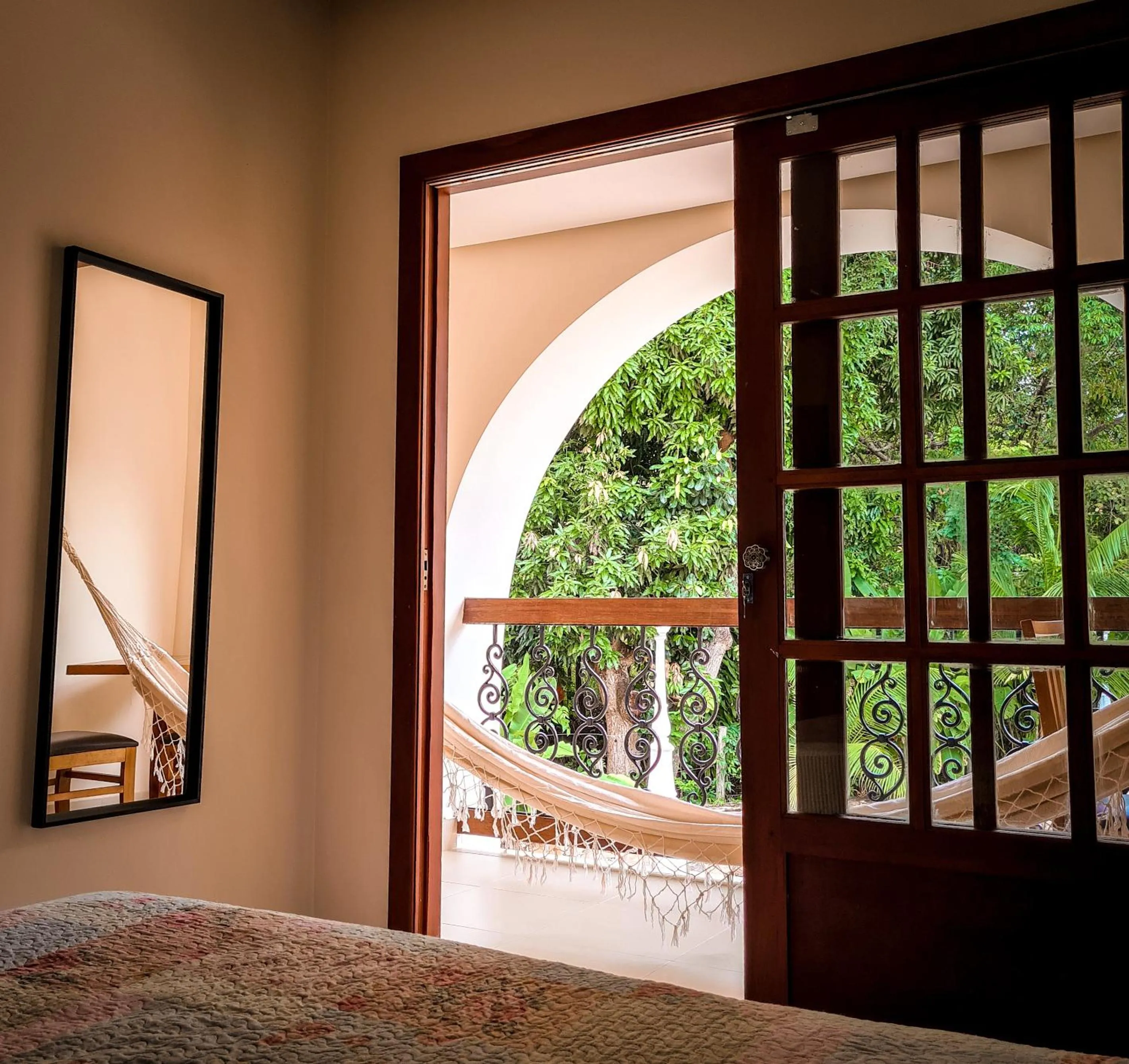 Balcony/Terrace, Bed in Terra dos Diamantes Hotel