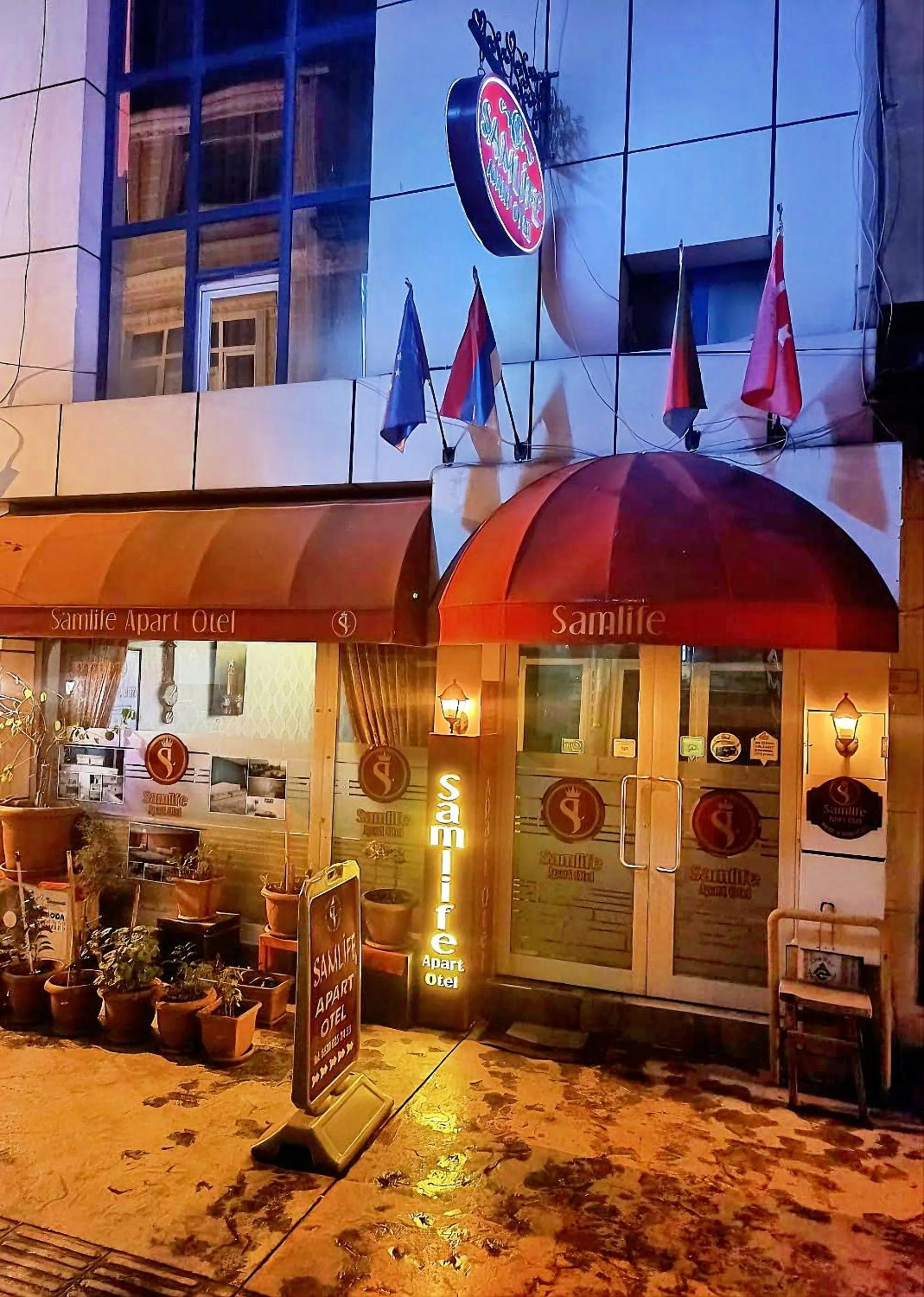 Property building in Samlife Apart