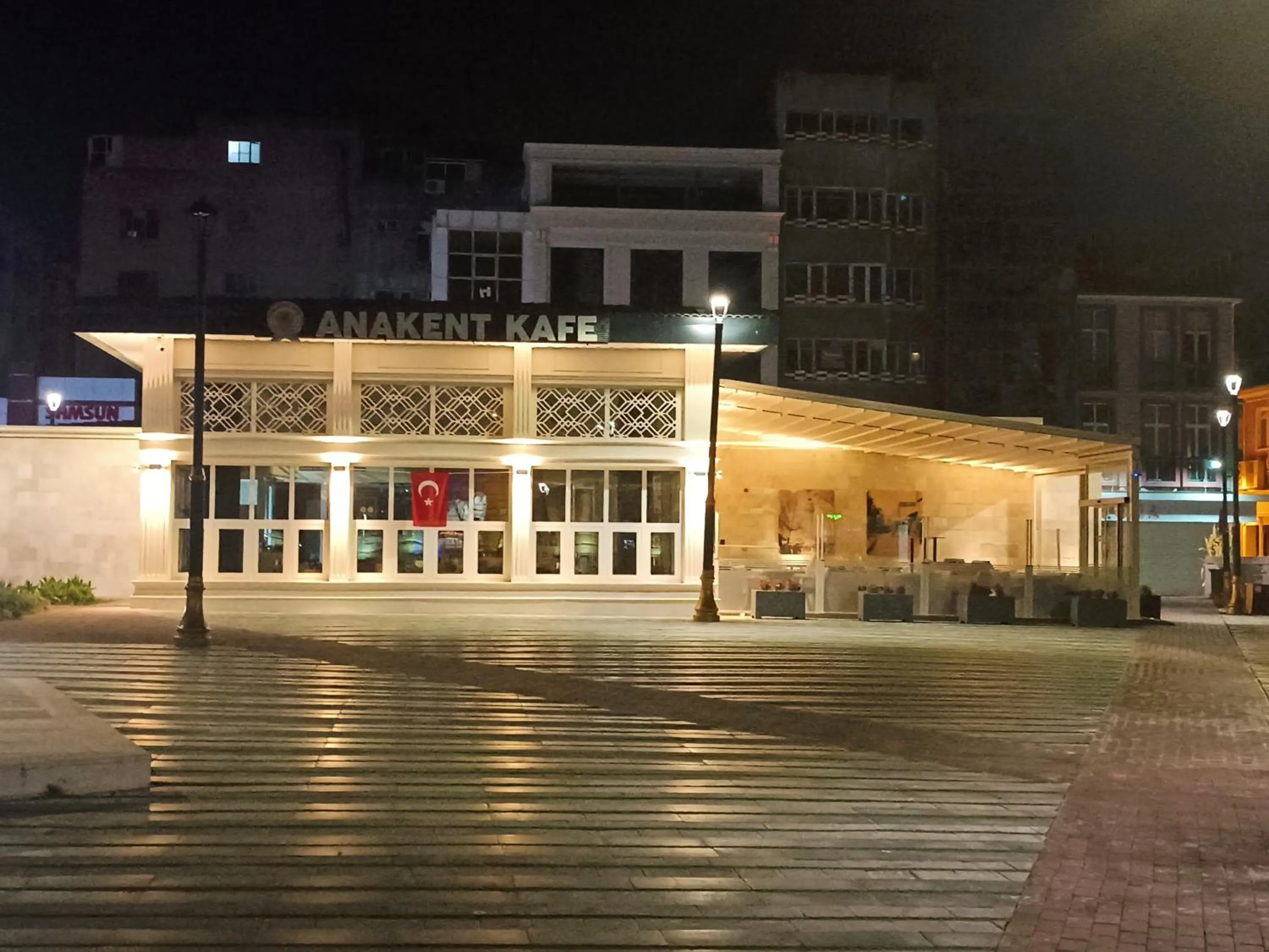 Landmark view in Samlife Apart