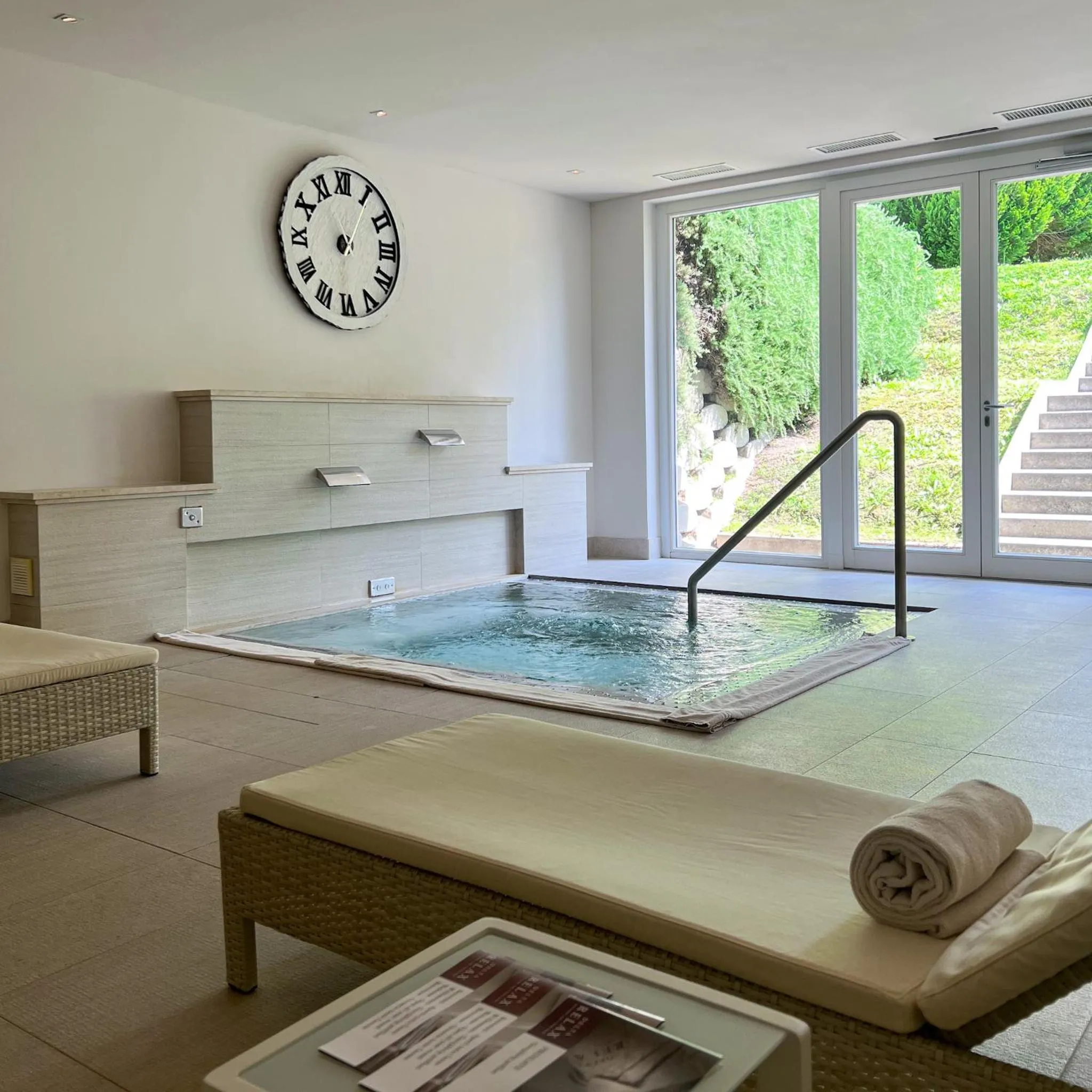 Hot Tub in Delta Resort Apartments