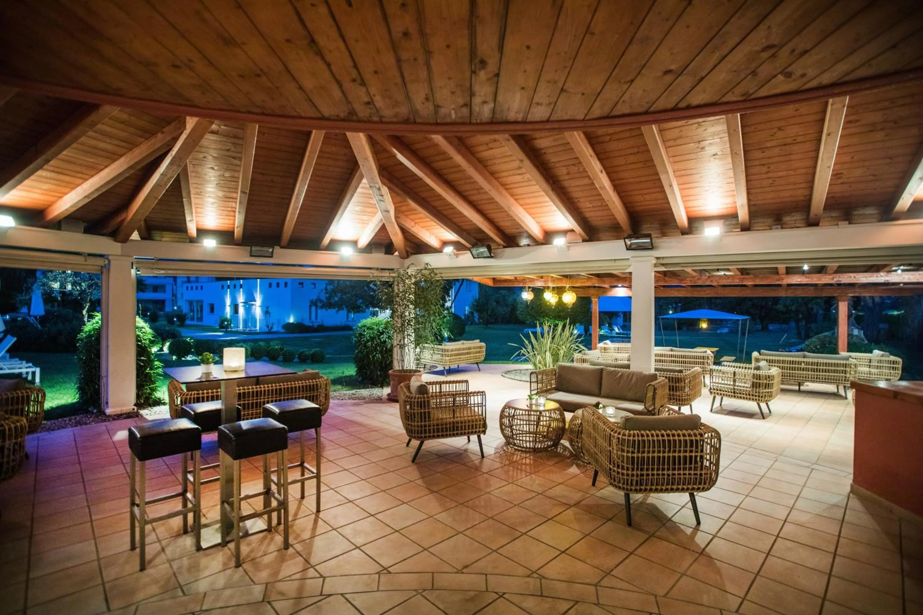 Lounge or bar in Delta Resort Apartments