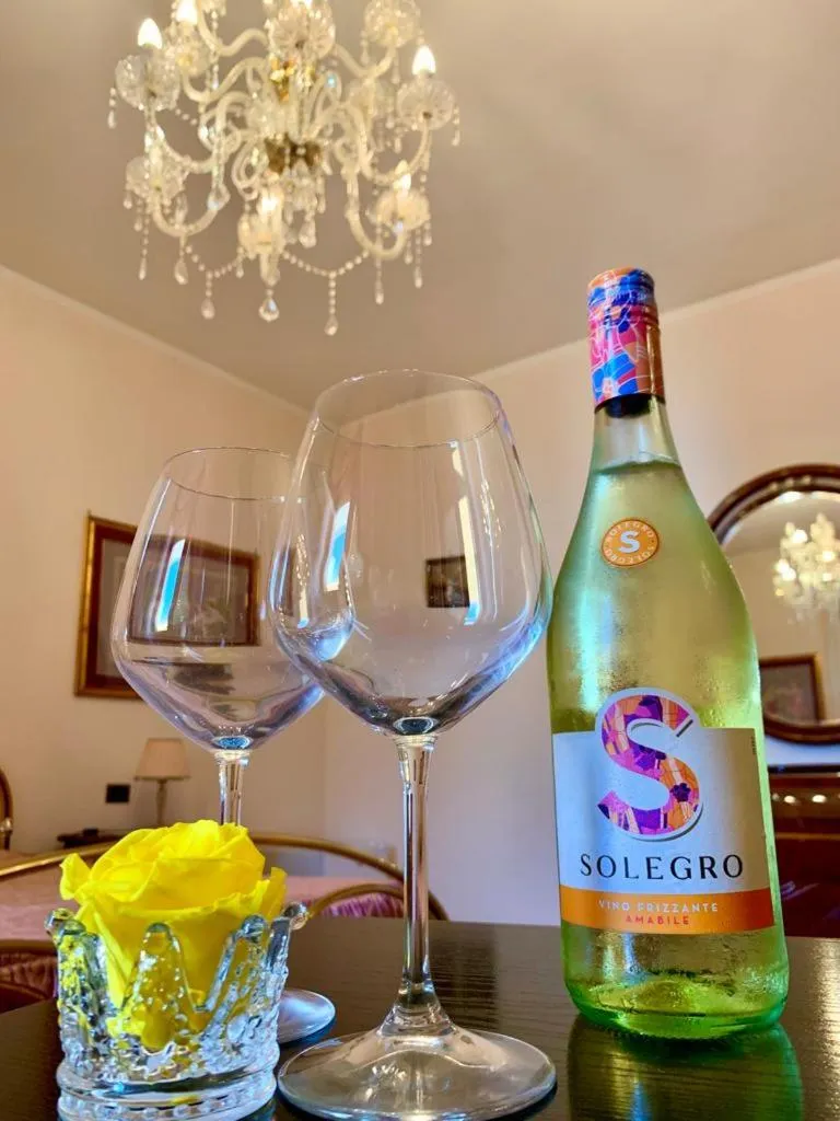 Drinks in Bed & Breakfast Acquamarina