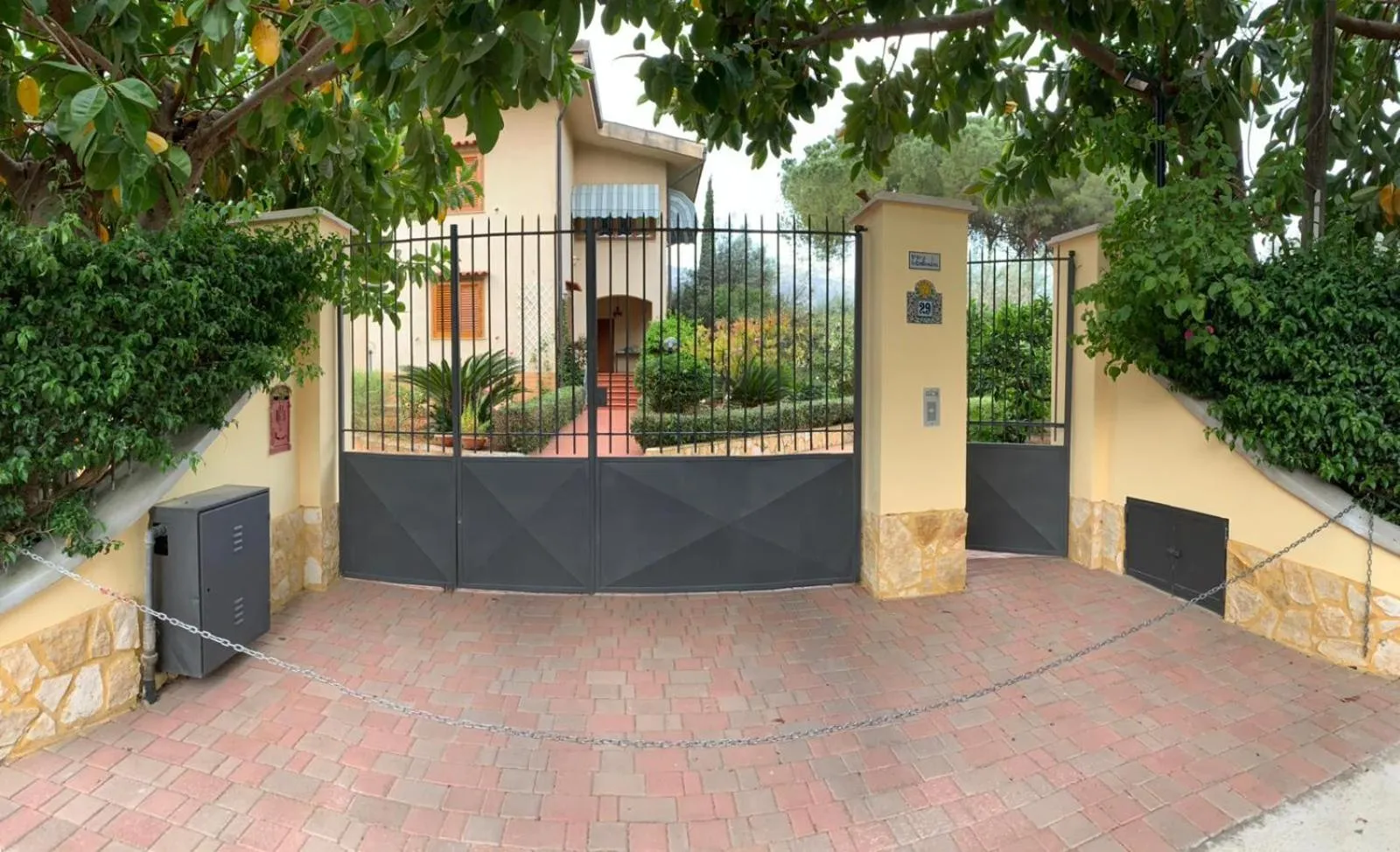 Facade/entrance in Green Garden 2017