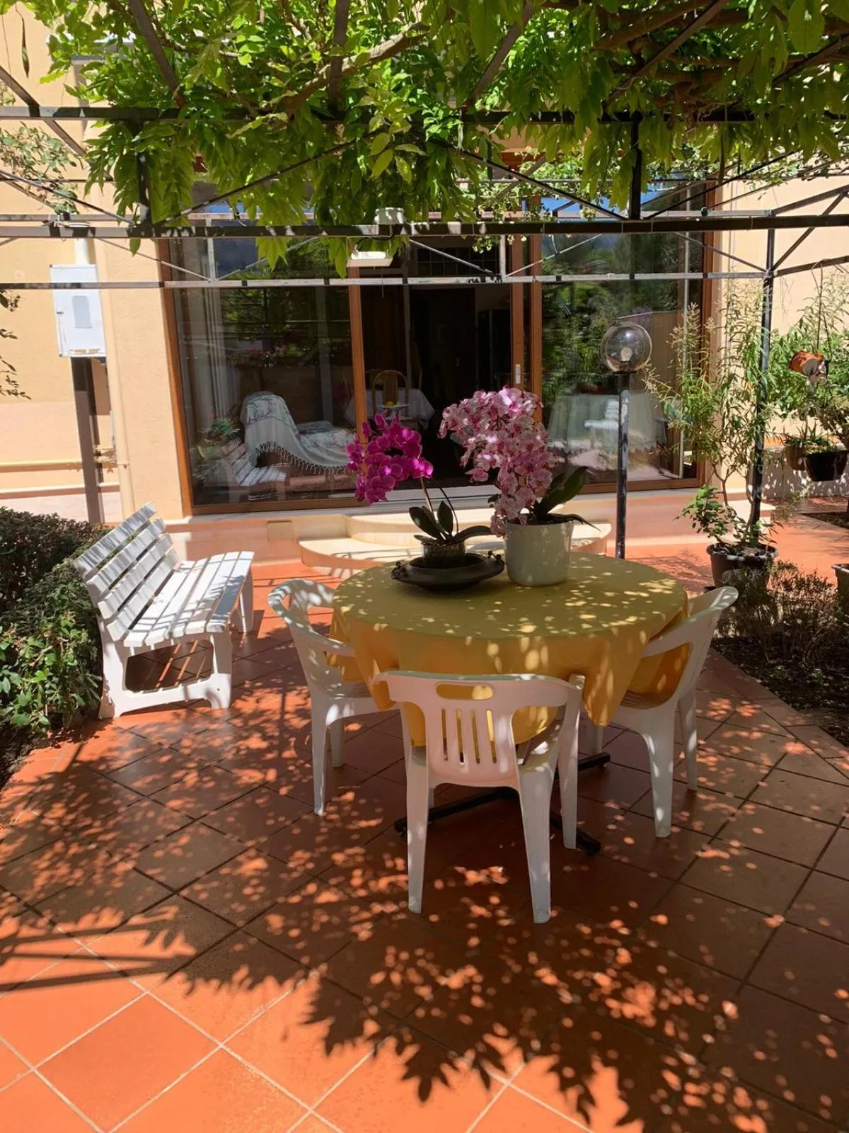 Balcony/Terrace in Green Garden 2017