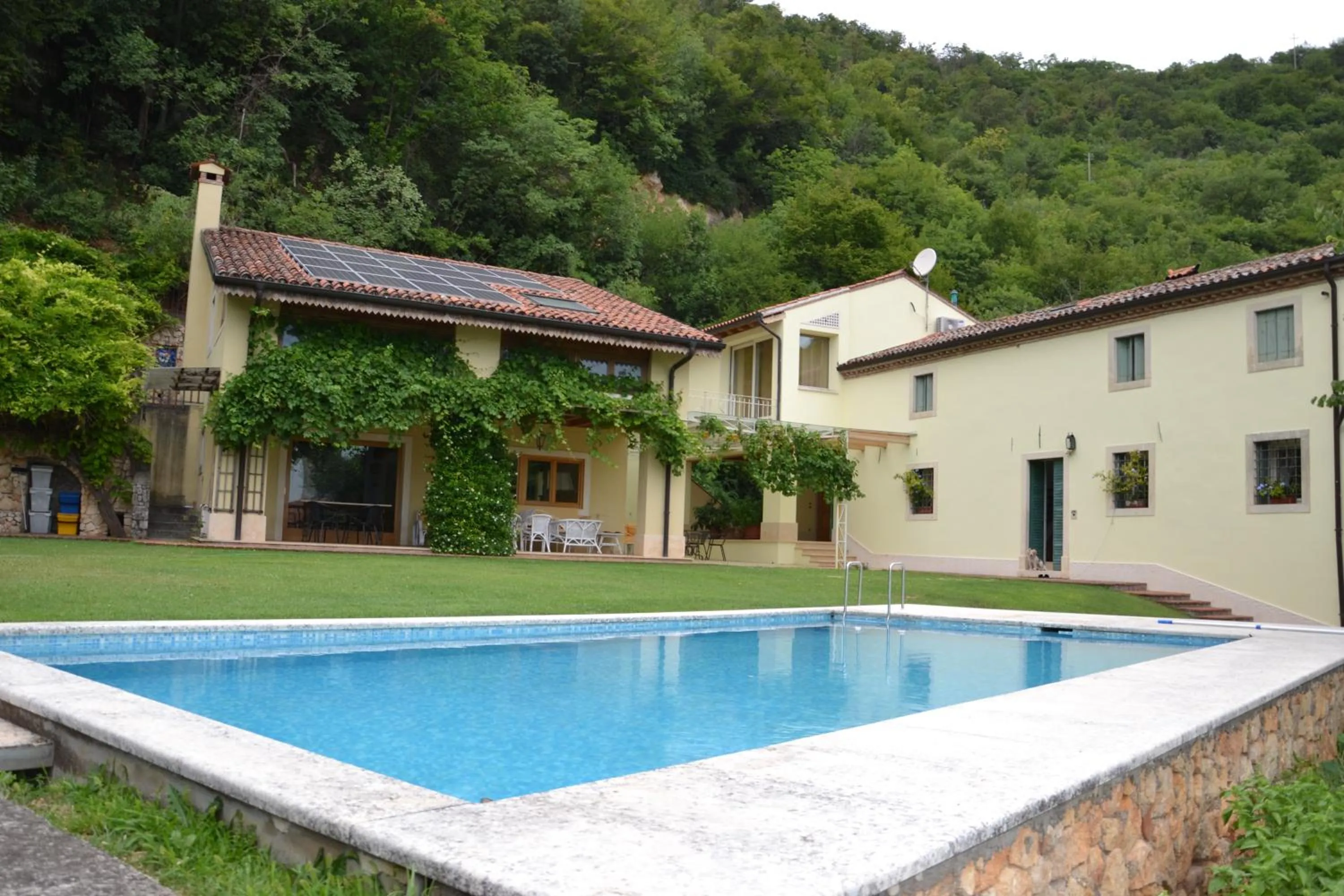 Swimming pool in B&B Ca' dell'Ortolan