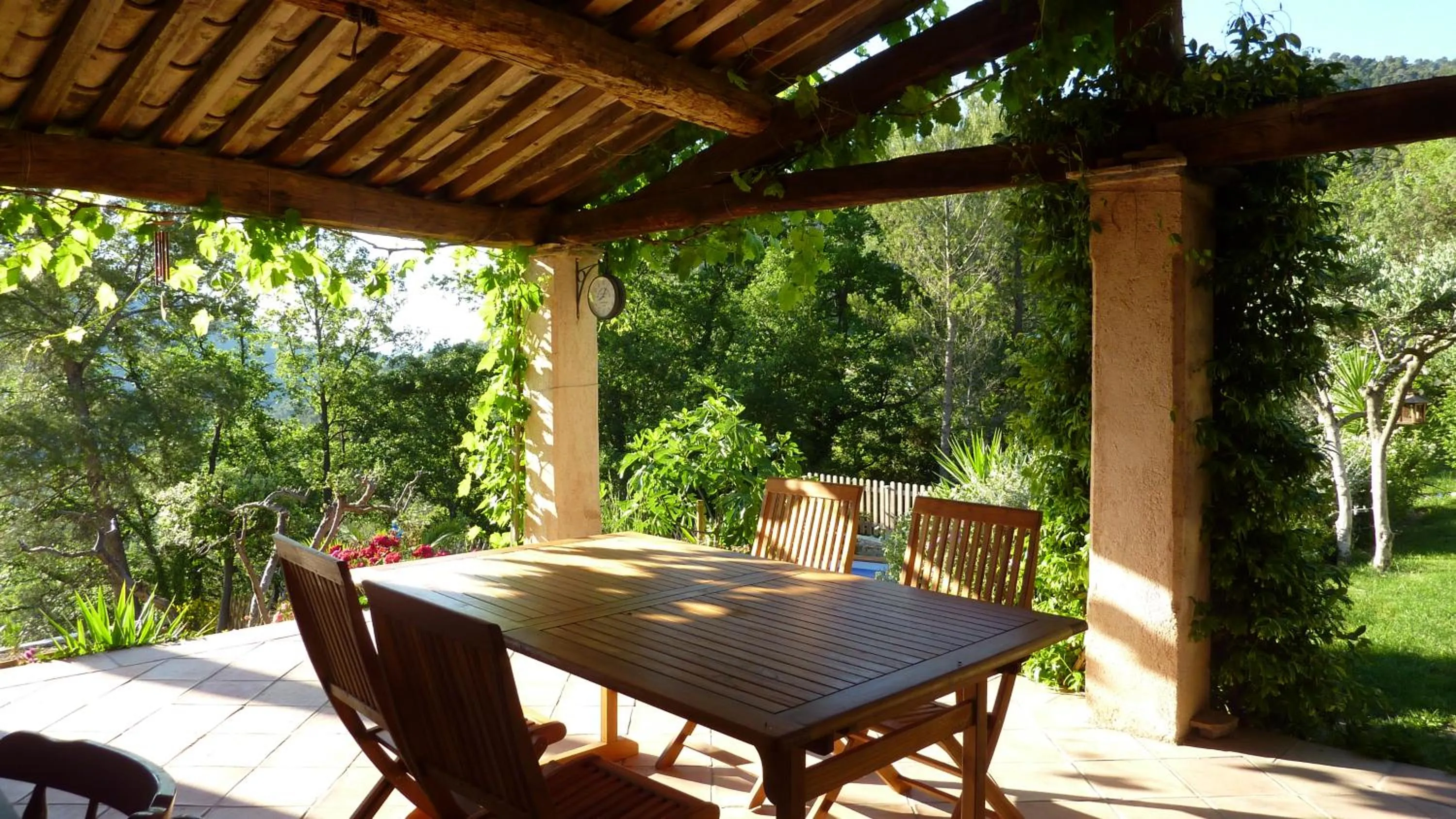 Balcony/Terrace in B&B L'Estuve provencale