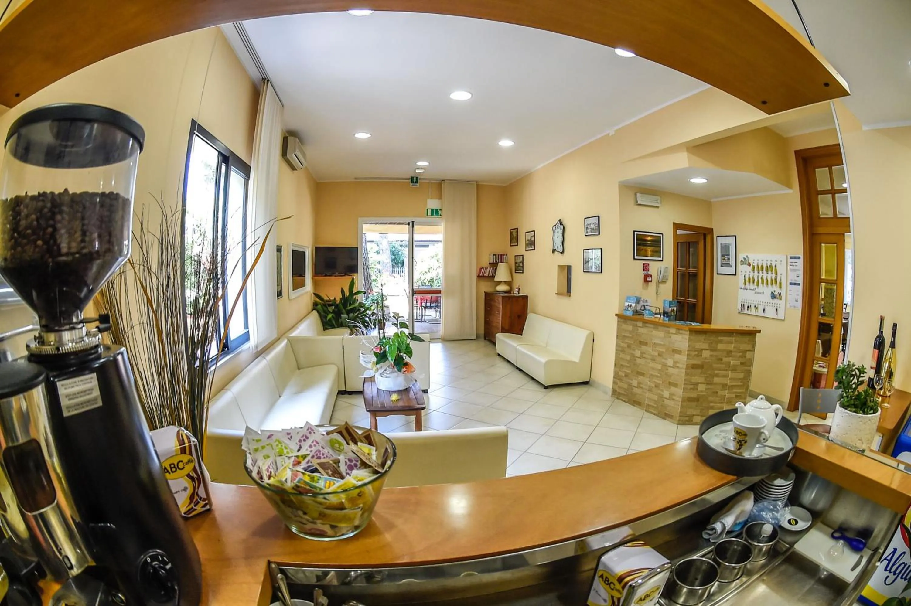 Lobby or reception in Hotel Riziana