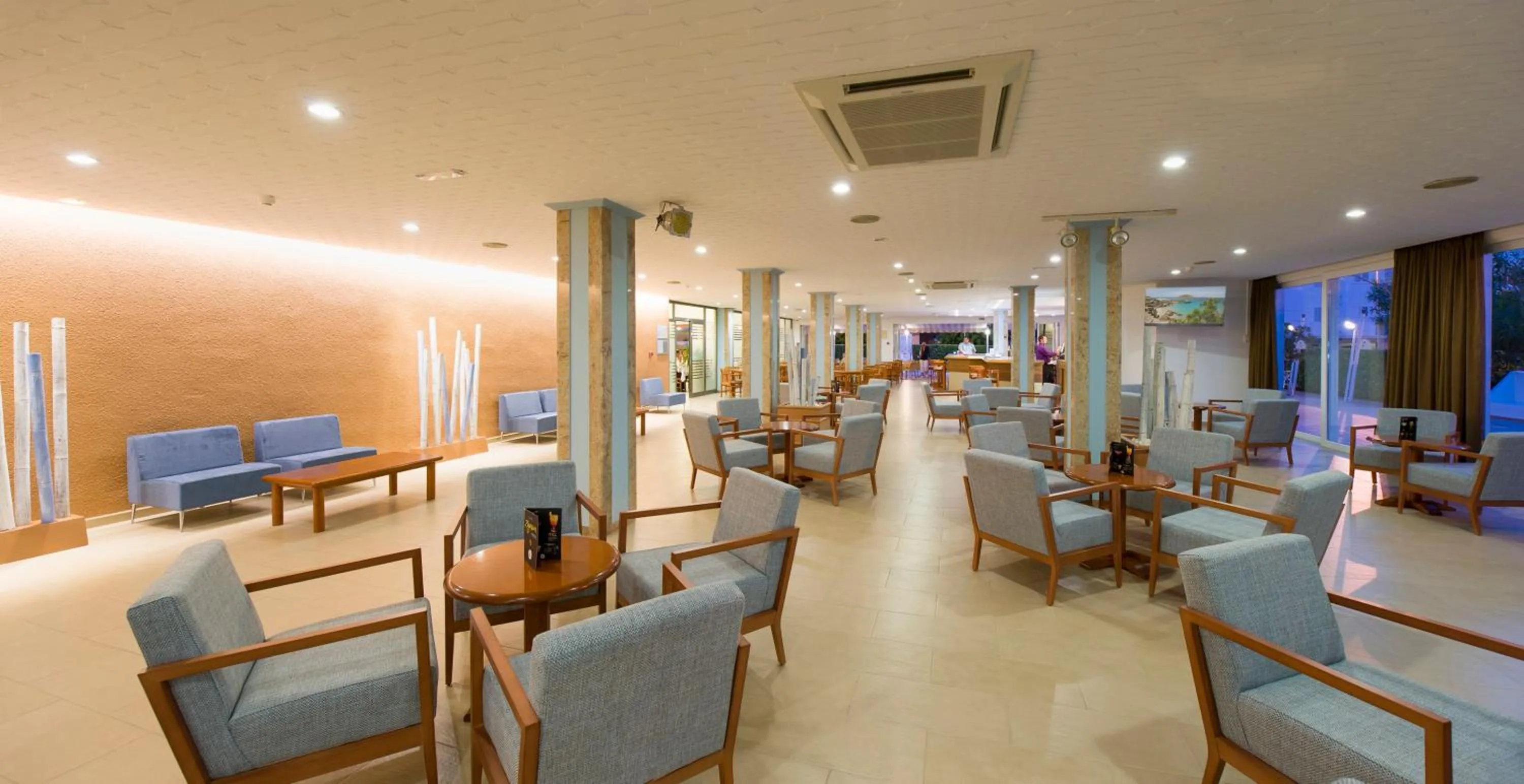 Lounge or bar in Hotel Gran Sol