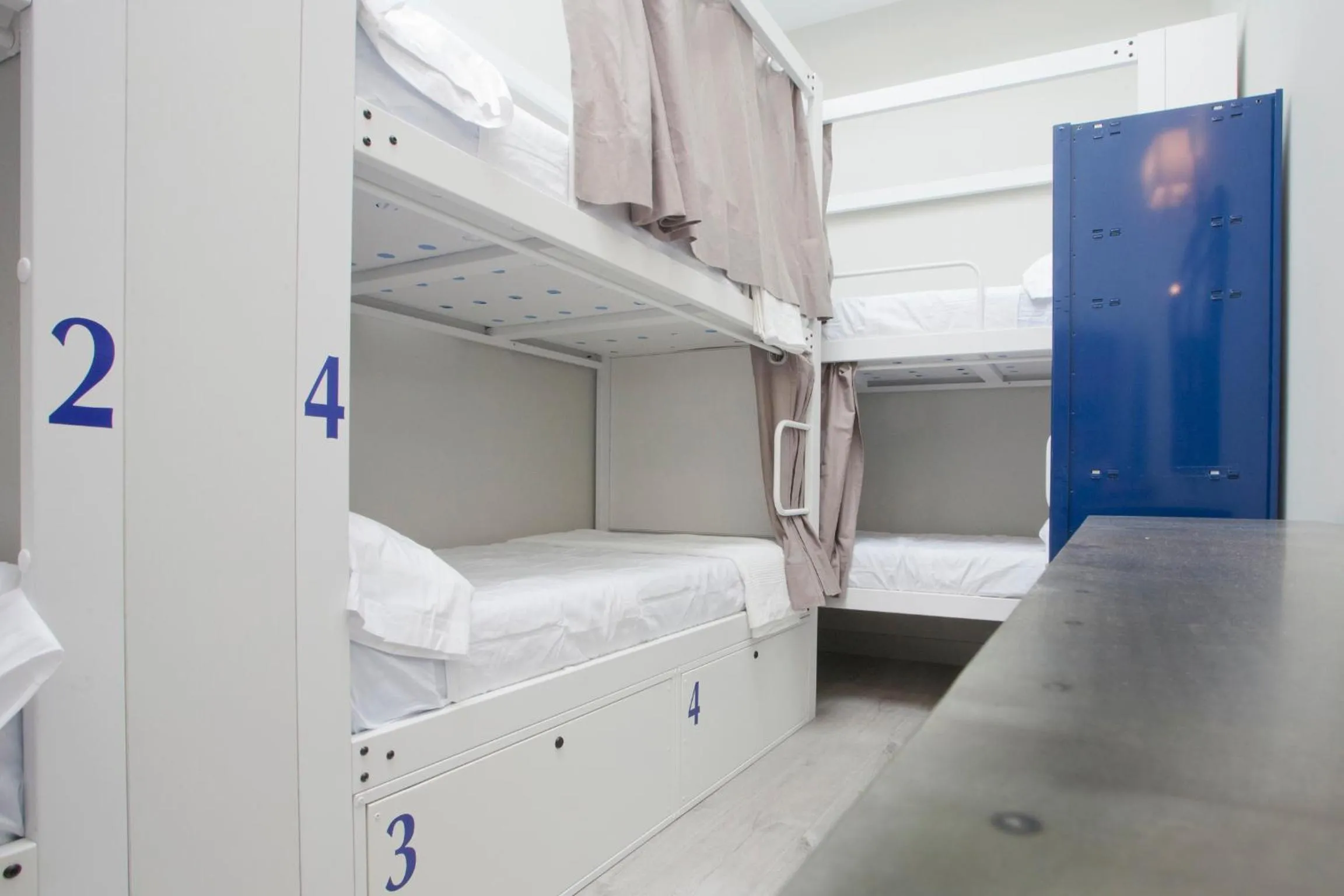 Decorative detail, Bed in Malaga Stop Hostel AB