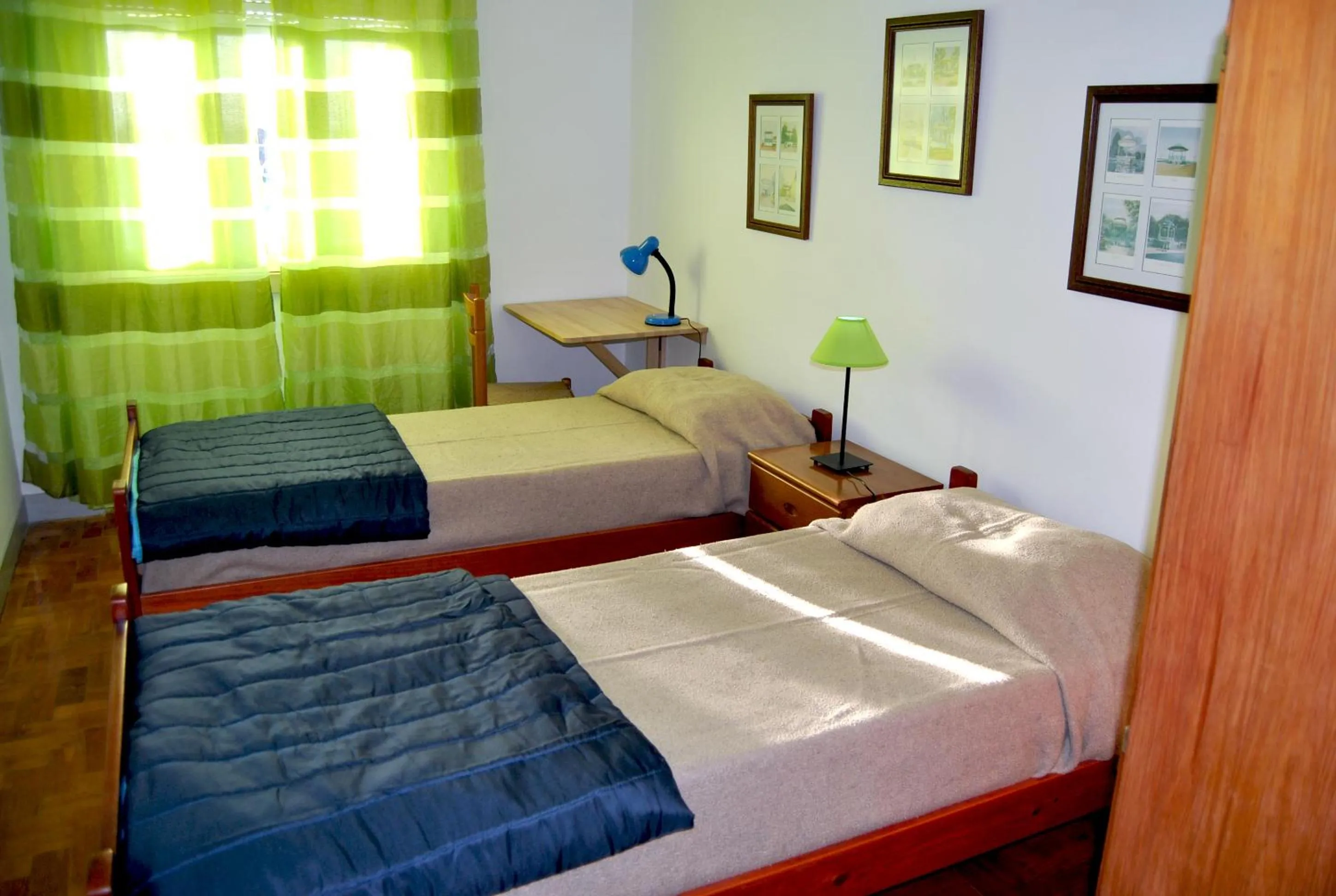 Budget Double Room with Shared Bathroom - single occupancy in Tagus Host - 40308AL- 44211AL