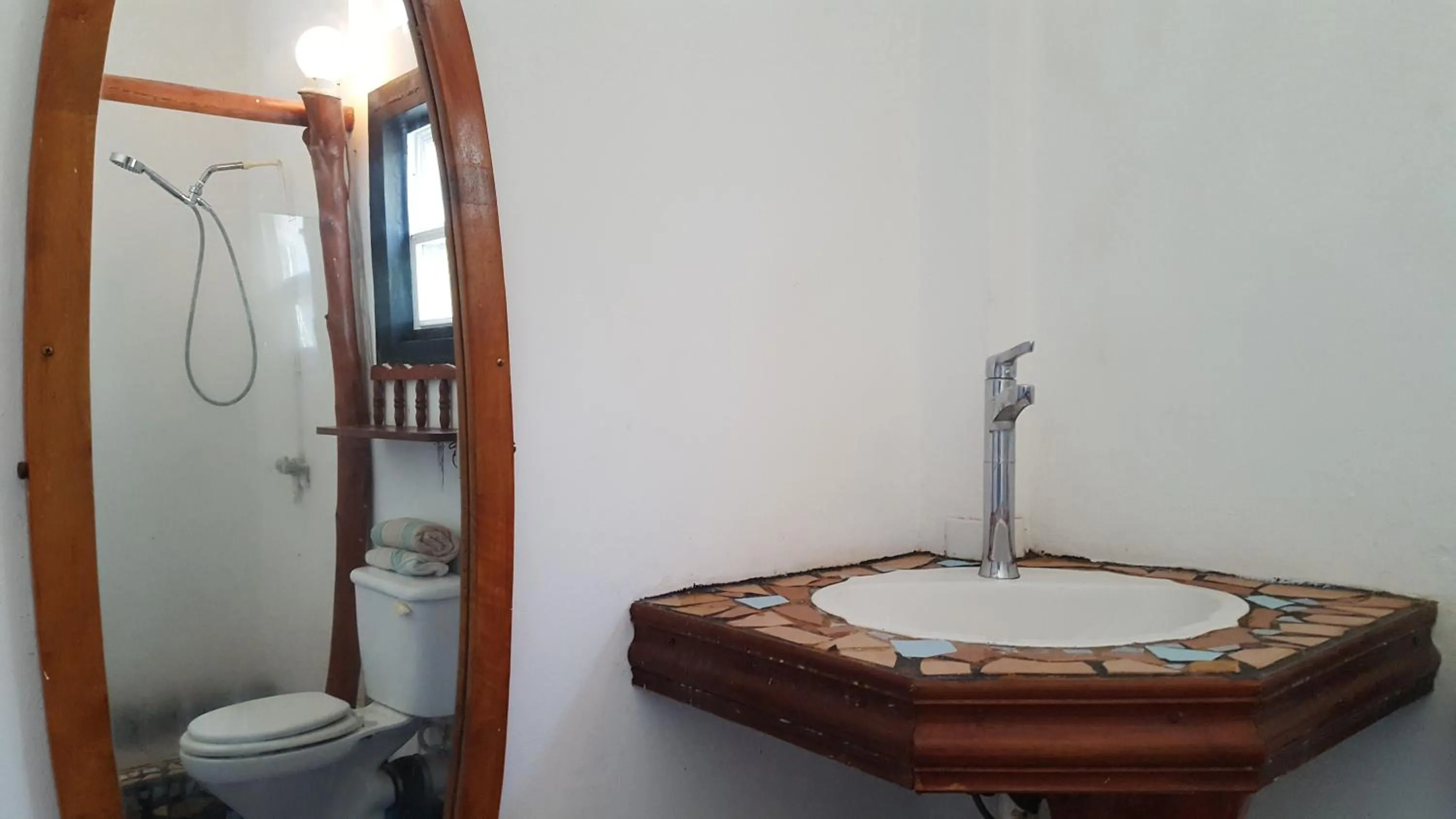 Shower in The Novelo