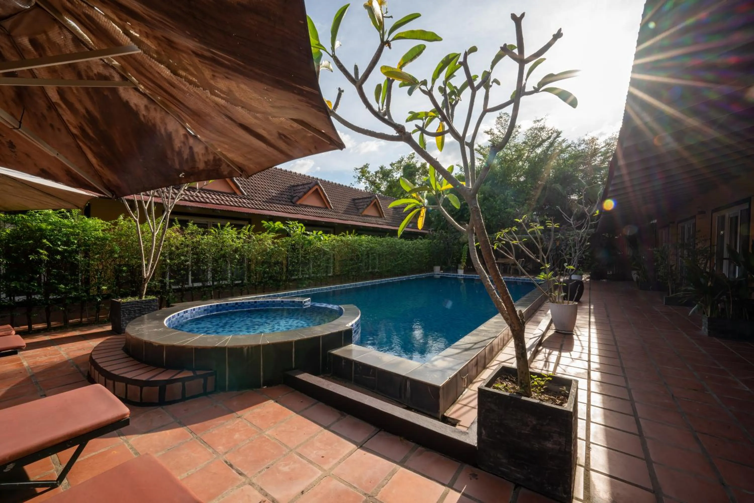 Pool view in Hello Kampot Resort