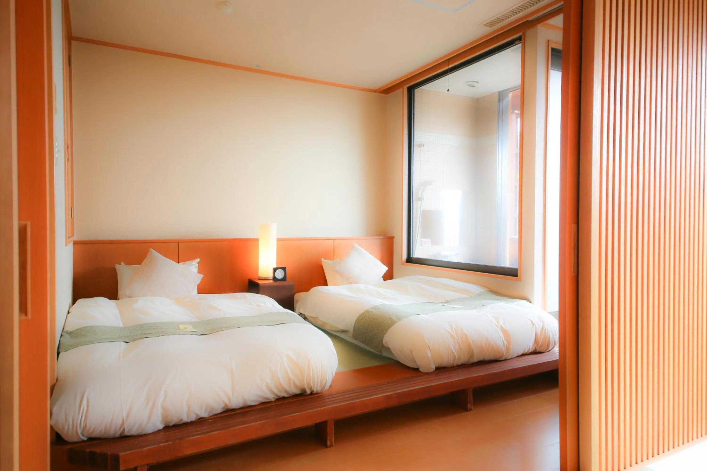 Photo of the whole room, Bed in 旅館かわな -Ryokan Kawana-