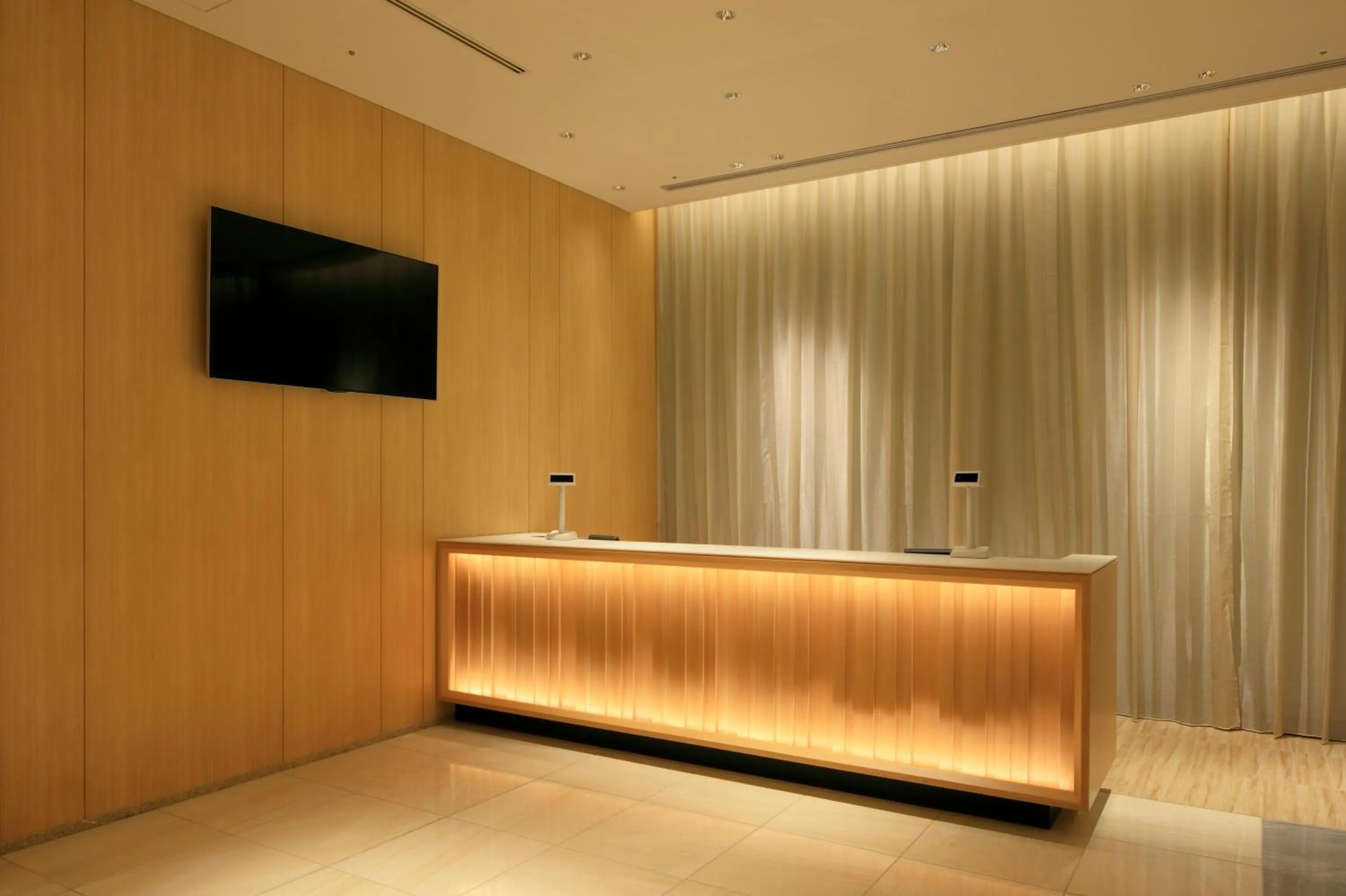 Lobby or reception in THE SINGULARI HOTEL & SKYSPA at UNIVERSAL STUDIOS JAPAN