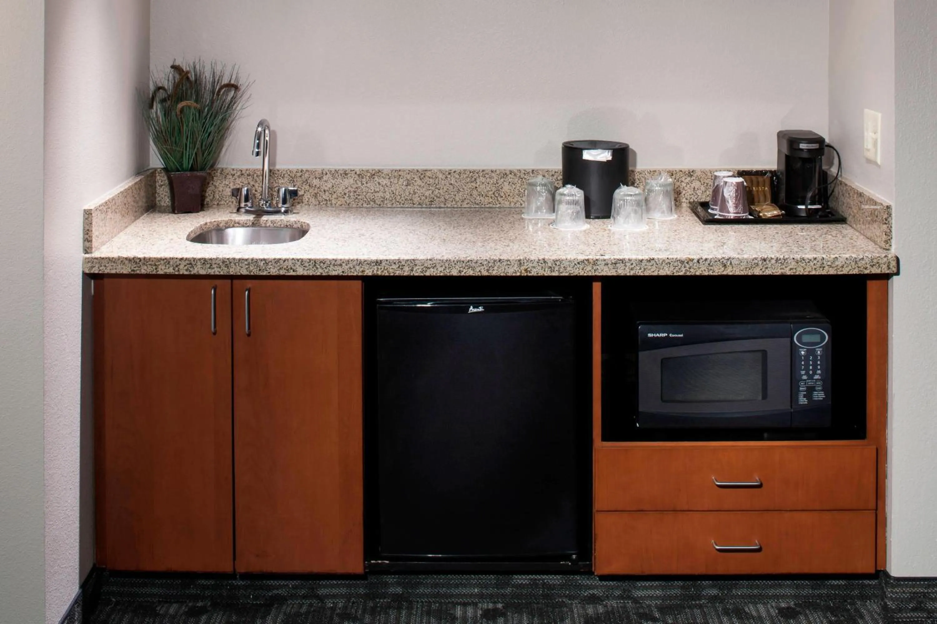 Lounge or bar in Courtyard by Marriott Phoenix West/Avondale