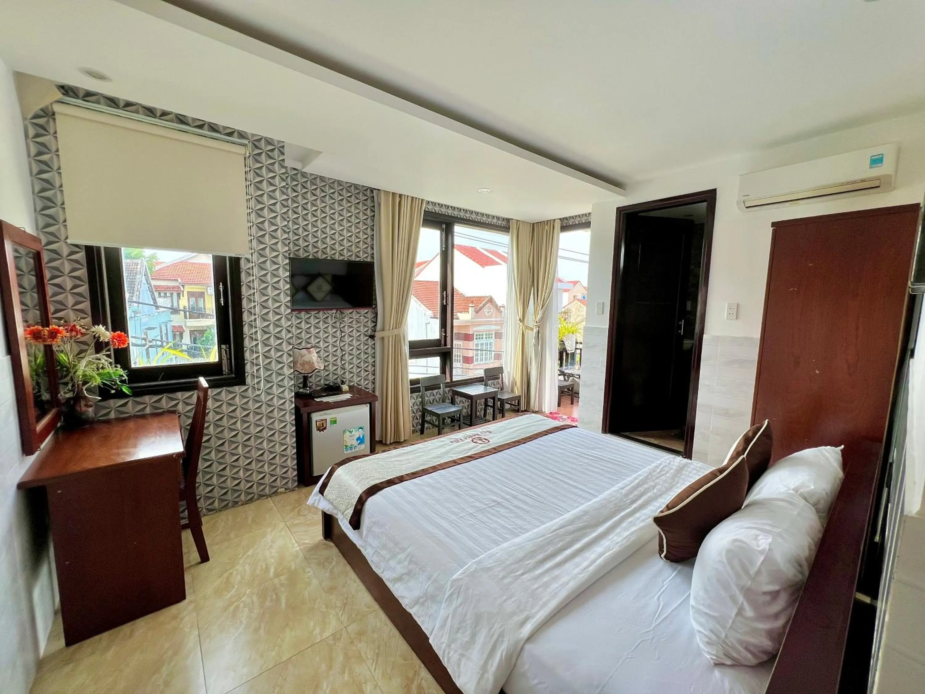 Photo of the whole room, Bed in Ngo House Villa