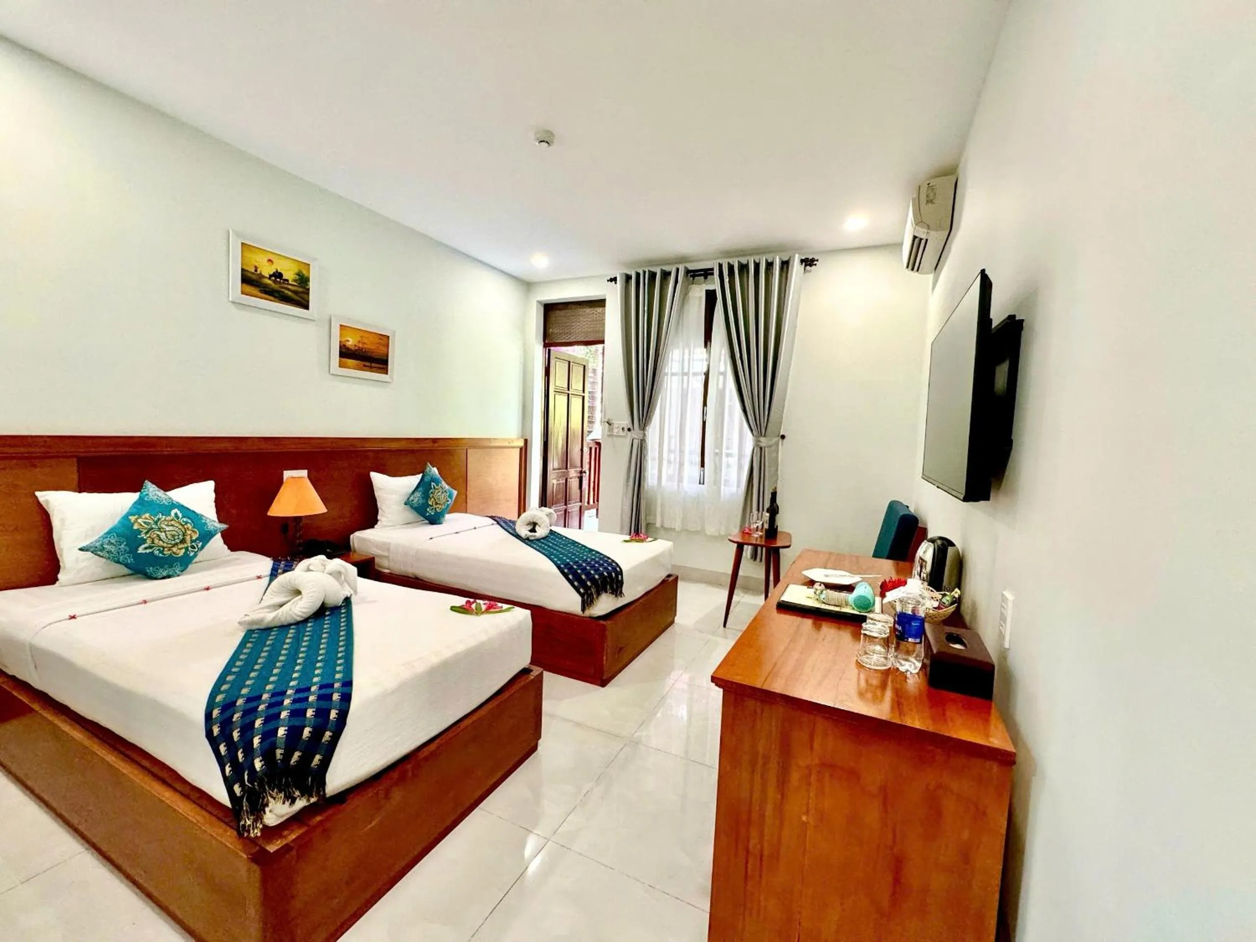 Bed in Four Oceans Beach Resort - Bon Bien Mui Ne