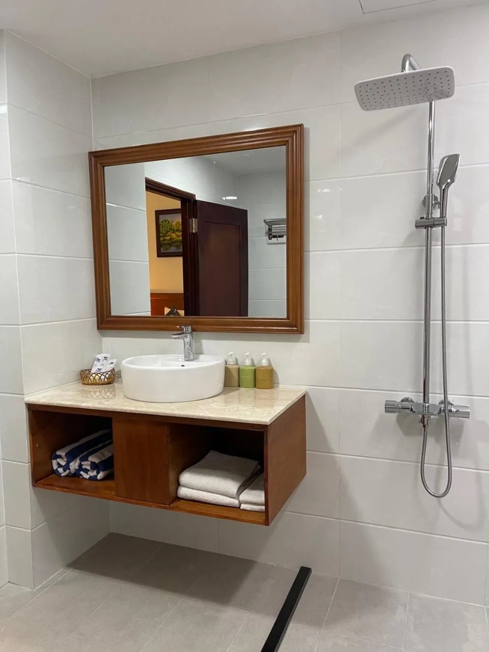 Bathroom in Four Oceans Beach Resort - Bon Bien Mui Ne