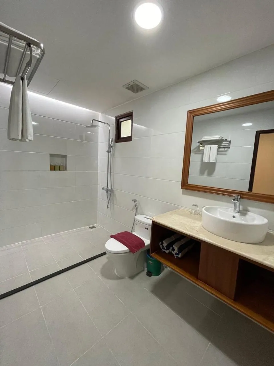 Bathroom in Four Oceans Beach Resort - Bon Bien Mui Ne
