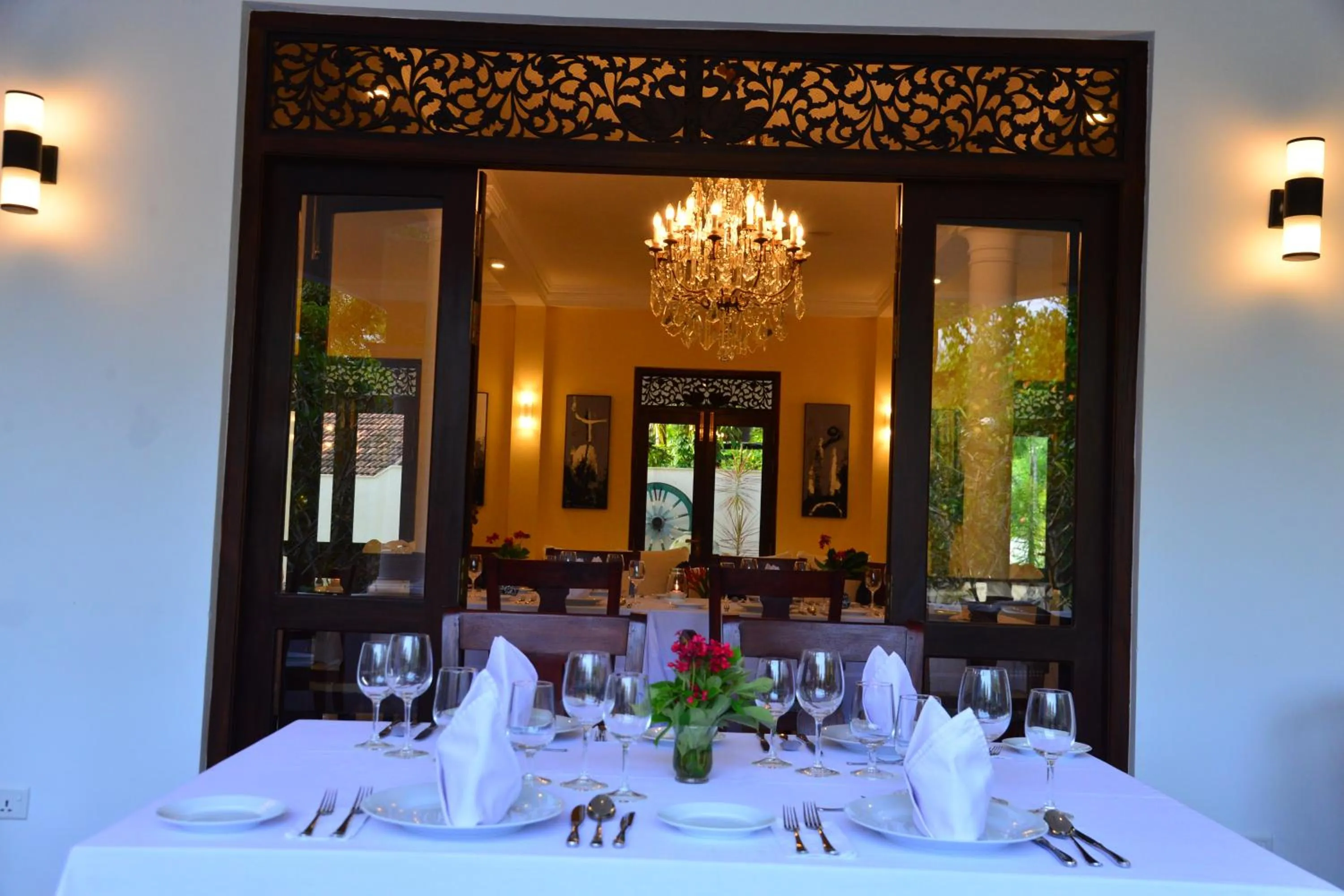 Restaurant/places to eat in Boutique Villa Shanthi