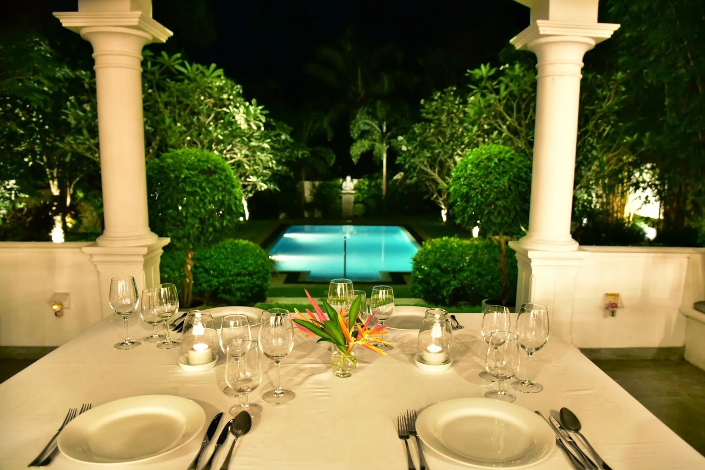 Restaurant/places to eat in Boutique Villa Shanthi