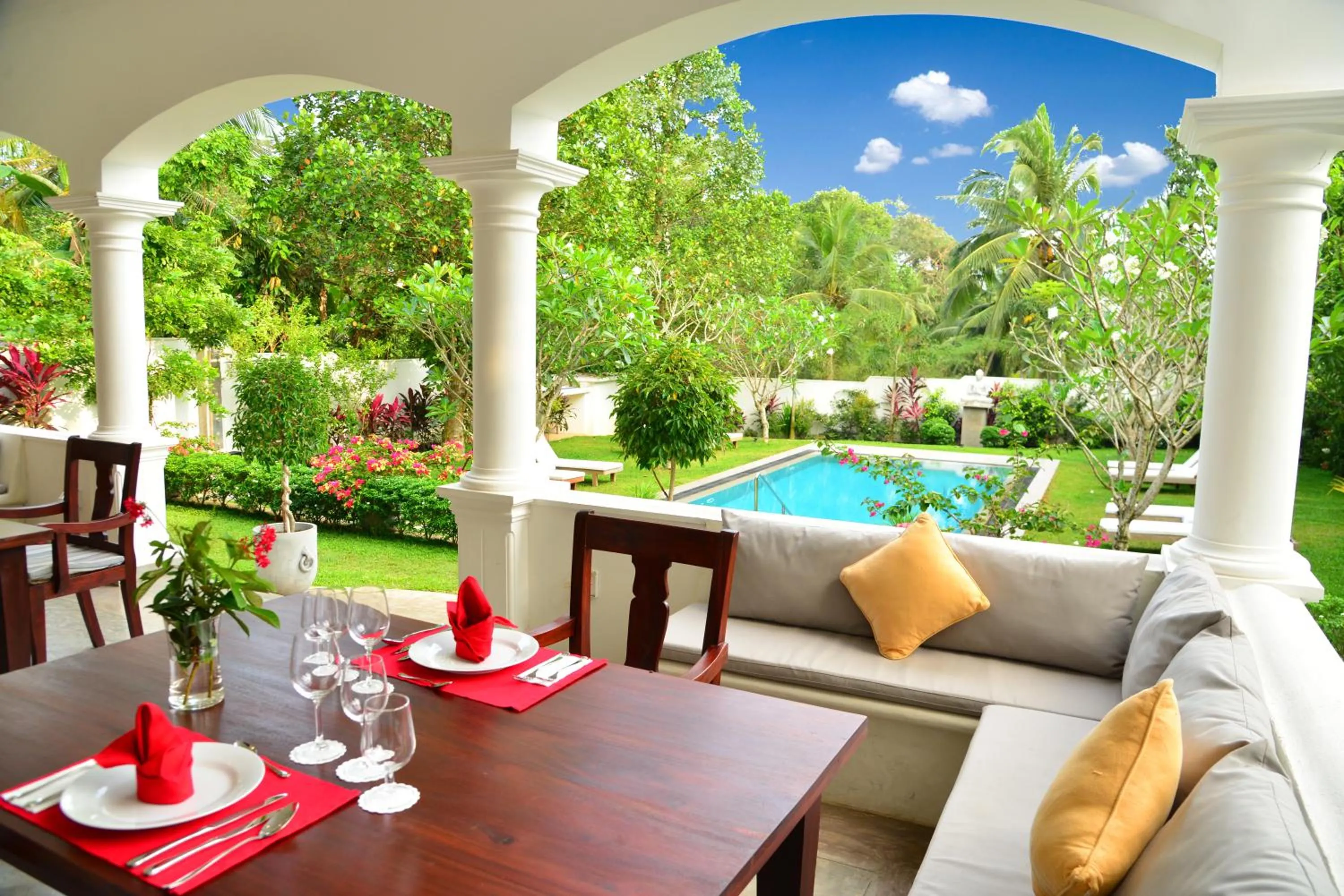 Restaurant/places to eat in Boutique Villa Shanthi