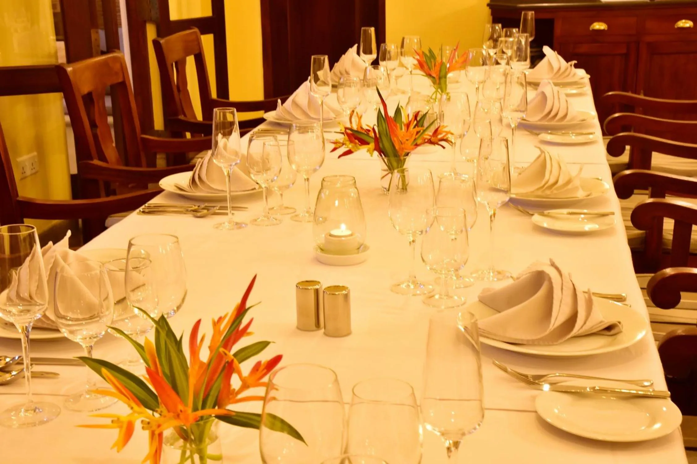 Restaurant/places to eat in Boutique Villa Shanthi