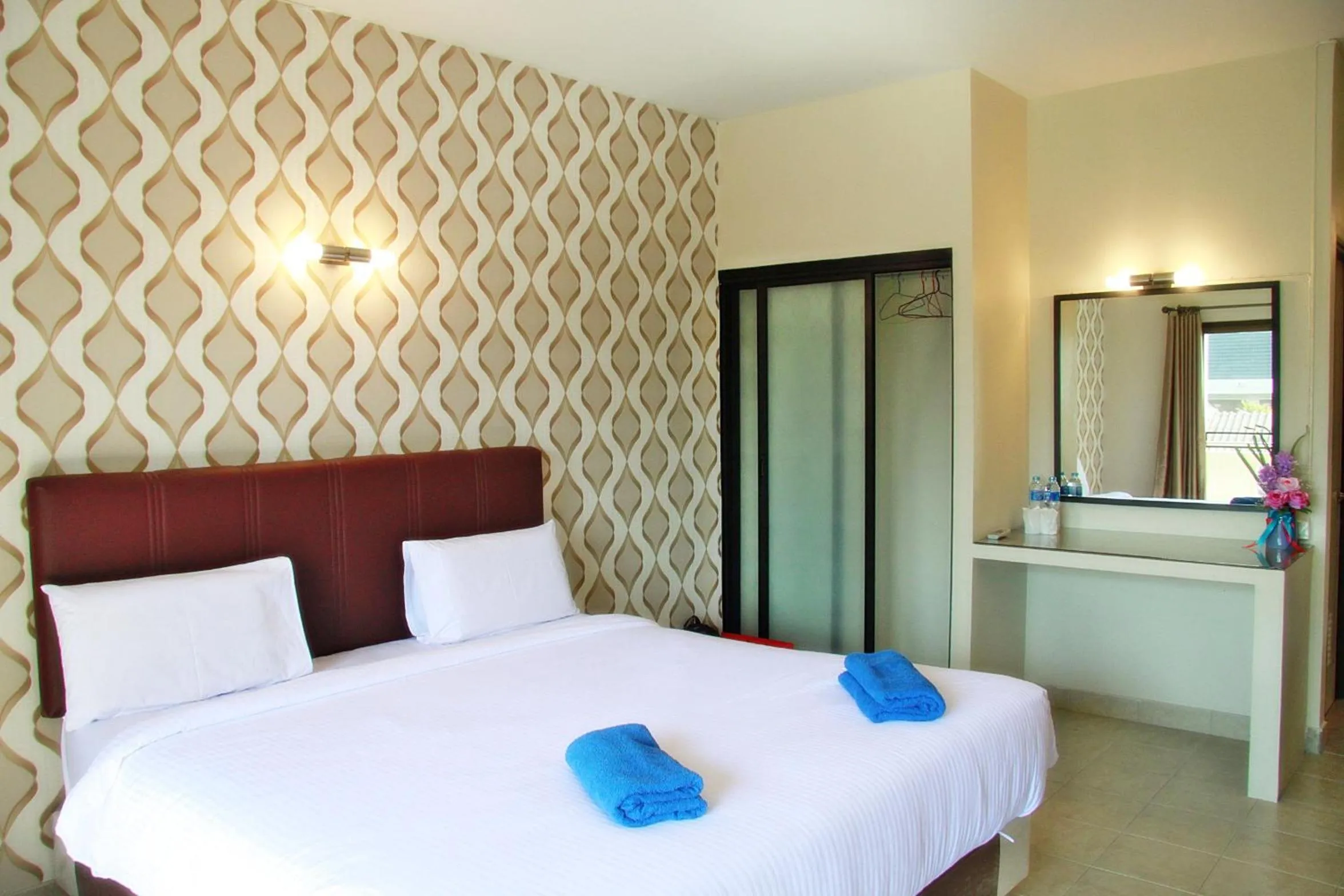 Bed in Mana Residence