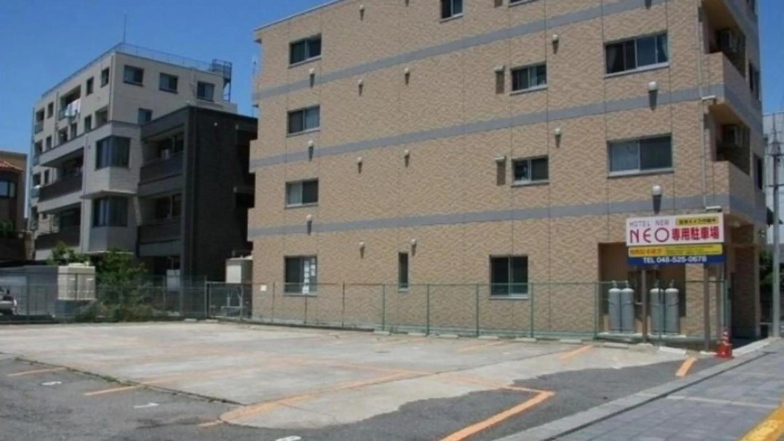 Parking in Hotel New Neo