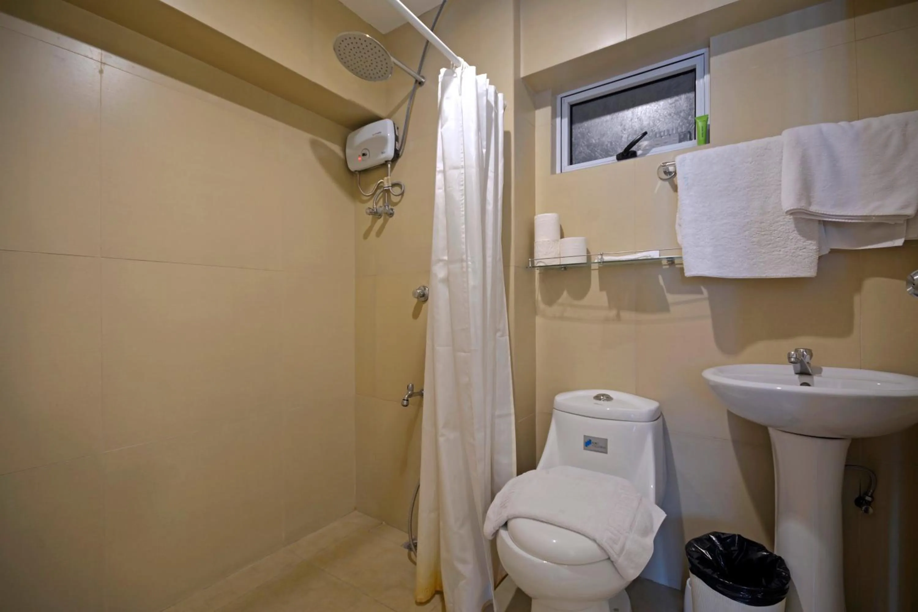 Shower in Victoria SOHO Suites