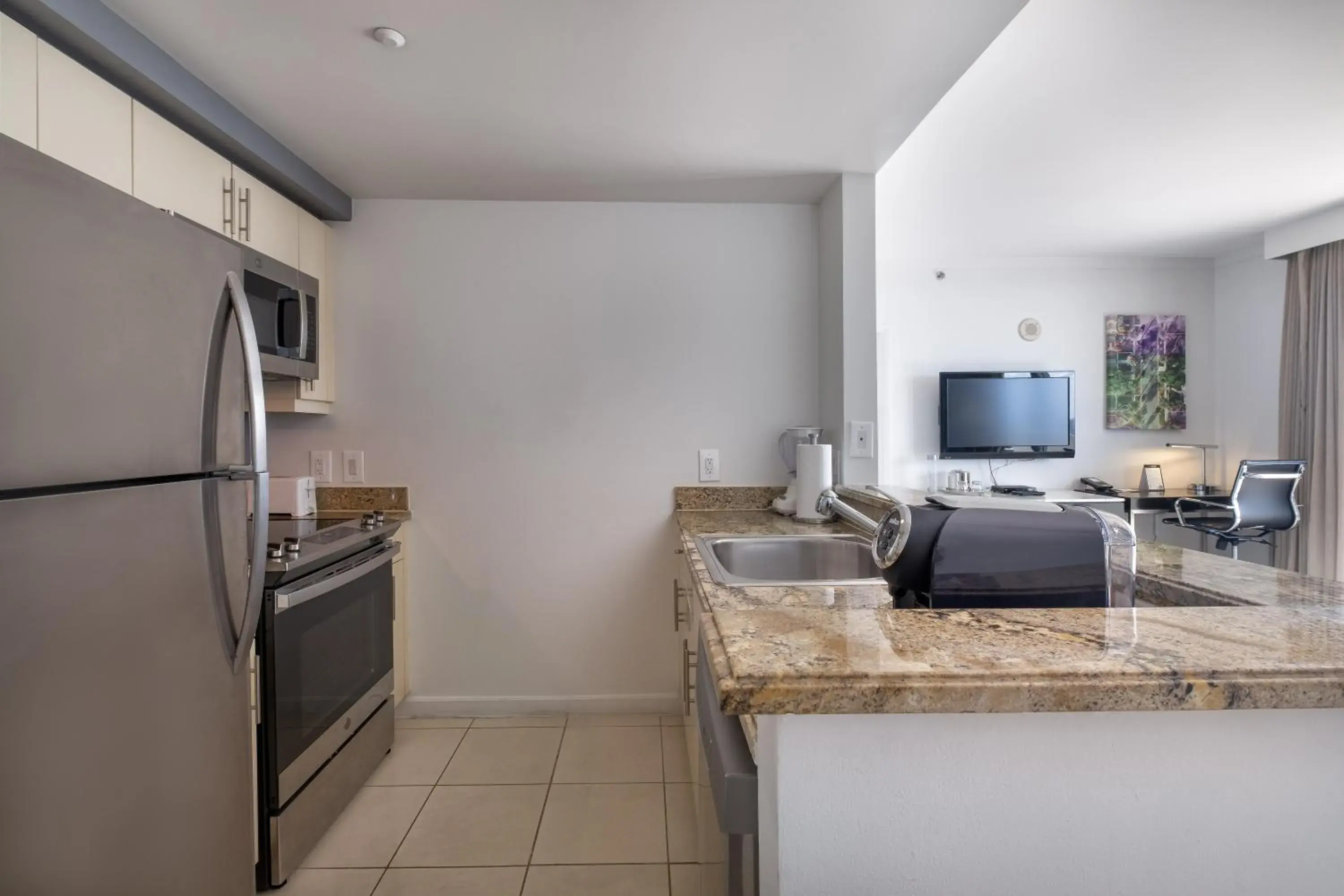 King Suite with Sofa Bed and Balcony - Bay View in Hotel Arya BW Premier Collection King Suite with Sofa Bed and Balcony - Bay View in Hotel Arya BW Premier Collection