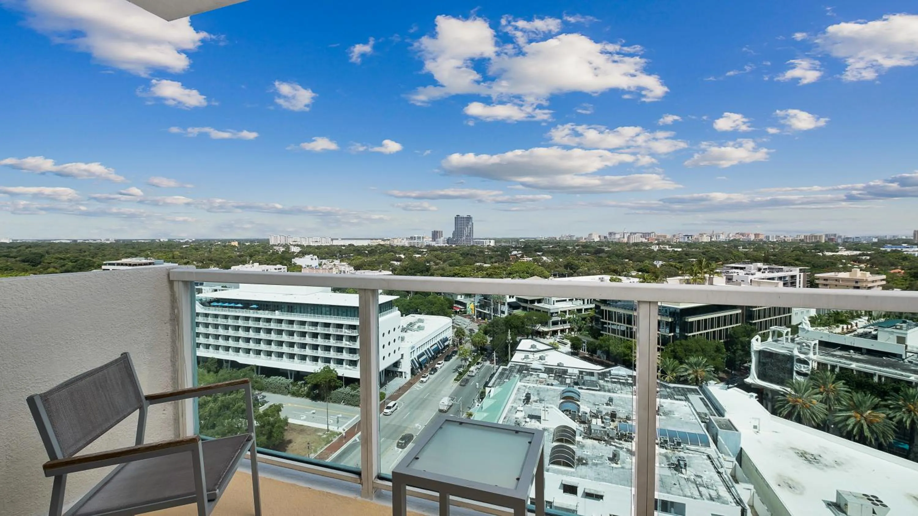 Day in Hotel Arya BW Premier Collection