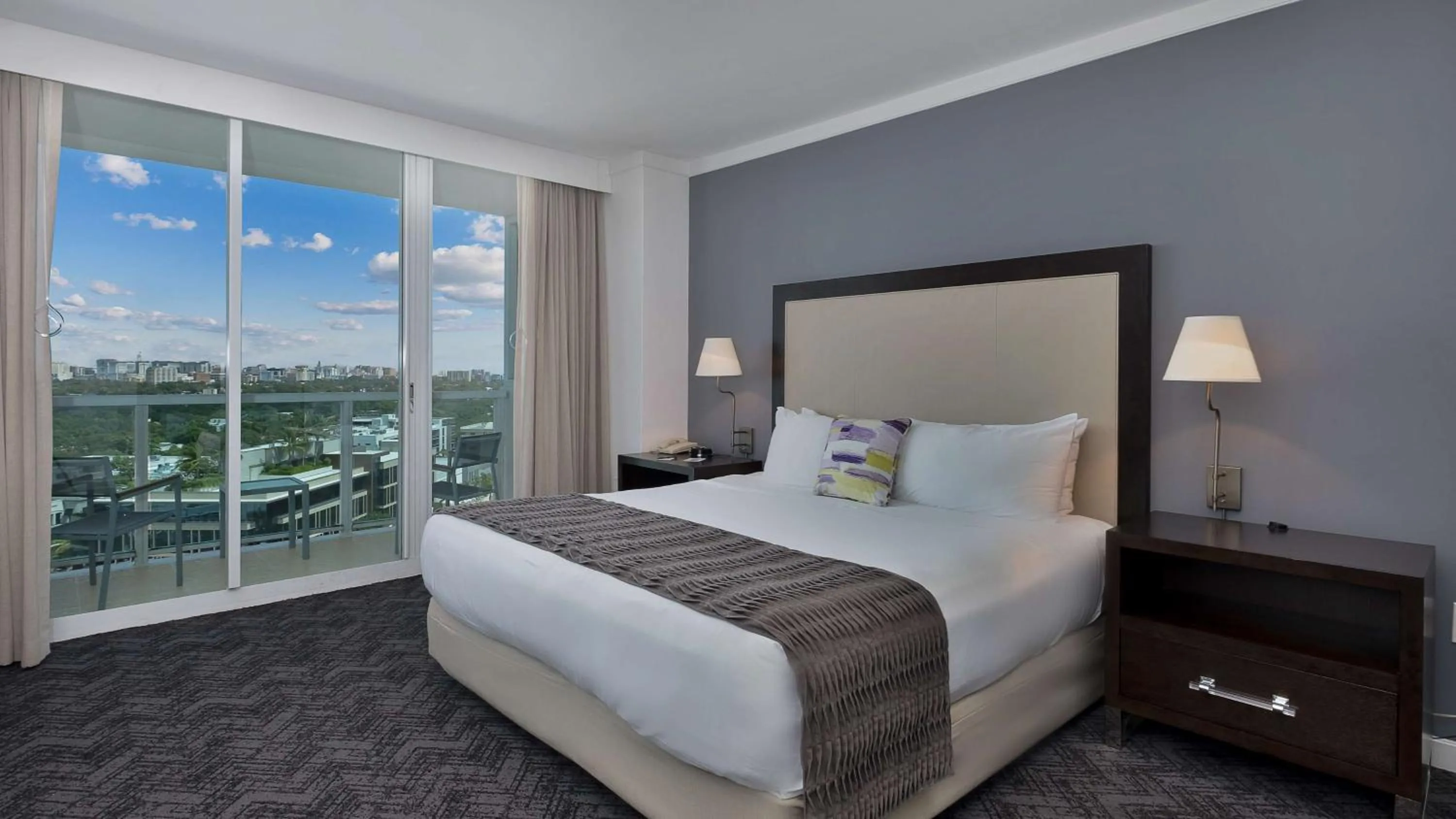 Bedroom, Bed in Hotel Arya BW Premier Collection