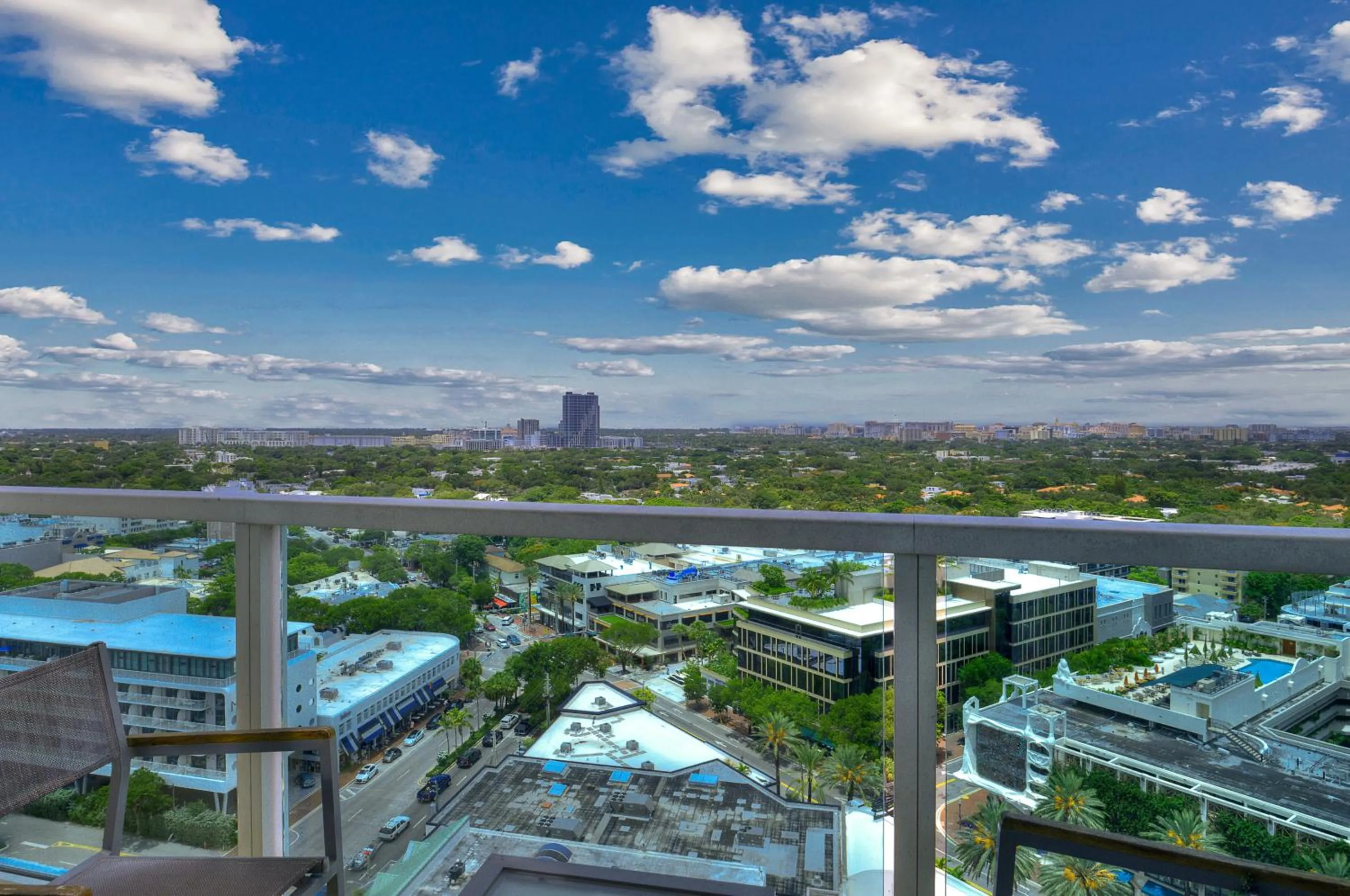 Day in Hotel Arya BW Premier Collection