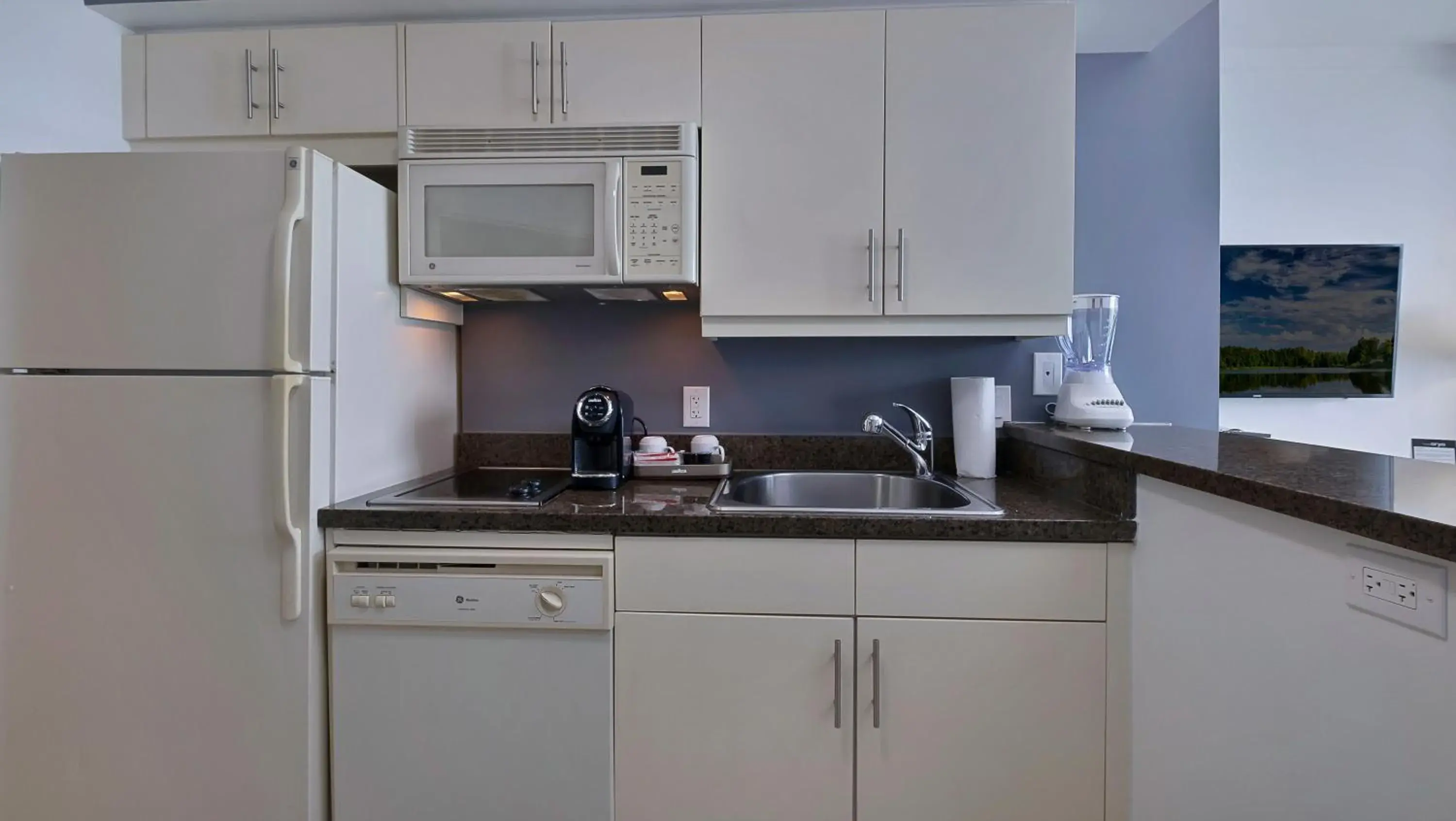 King Suite with Sofa Bed and Balcony - City View in Hotel Arya BW Premier Collection King Suite with Sofa Bed and Balcony - City View in Hotel Arya BW Premier Collection