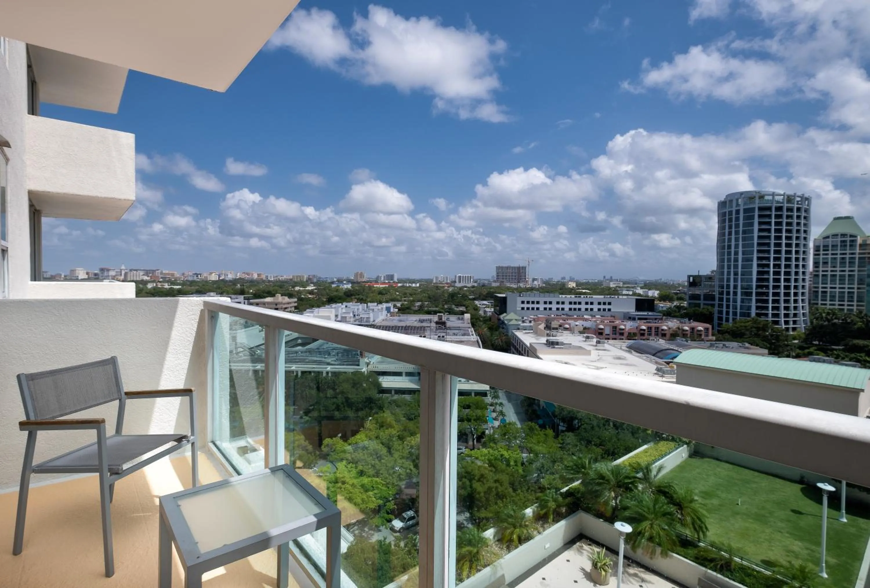 Patio in Hotel Arya BW Premier Collection