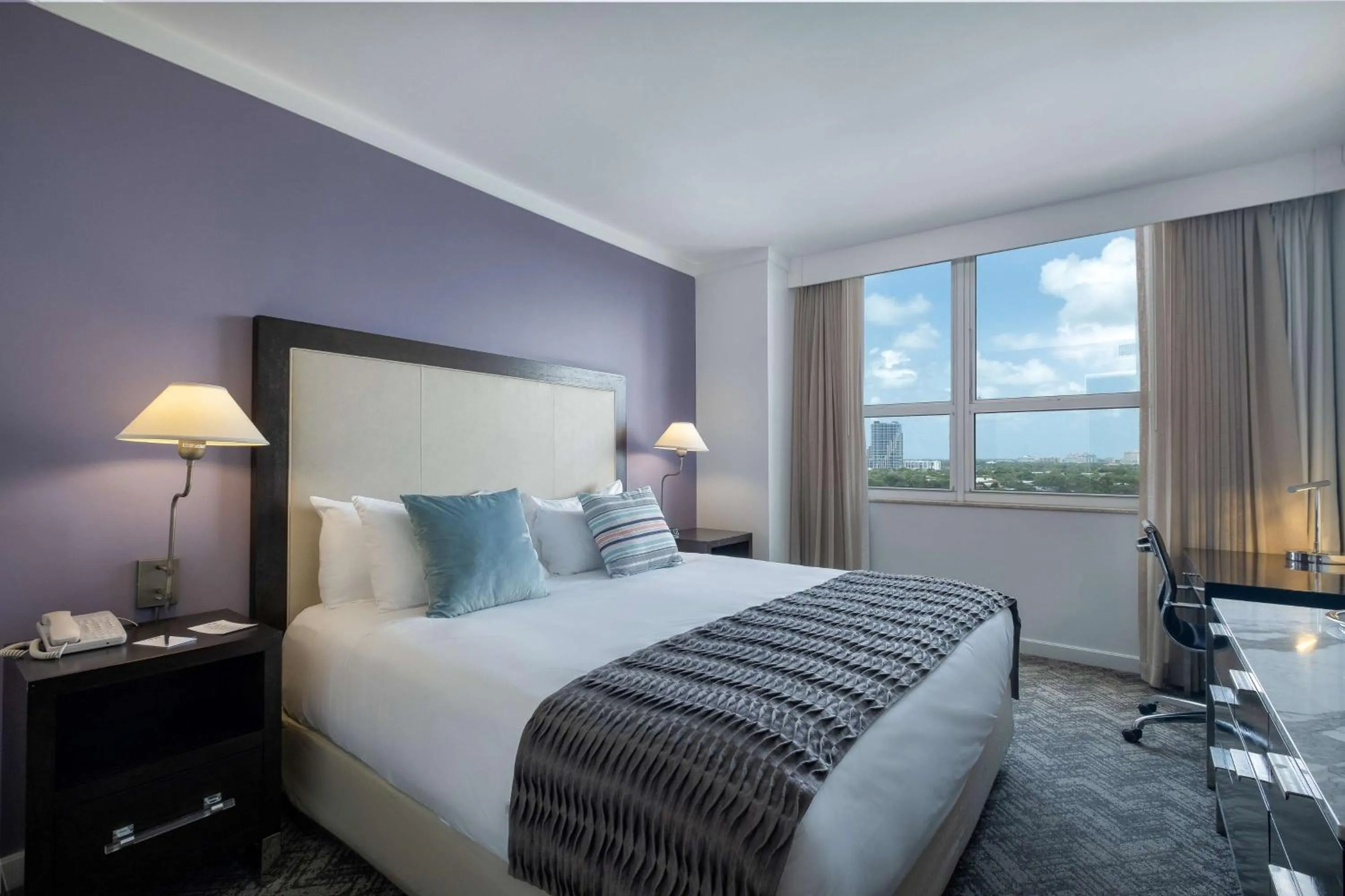 Bedroom, Bed in Hotel Arya BW Premier Collection